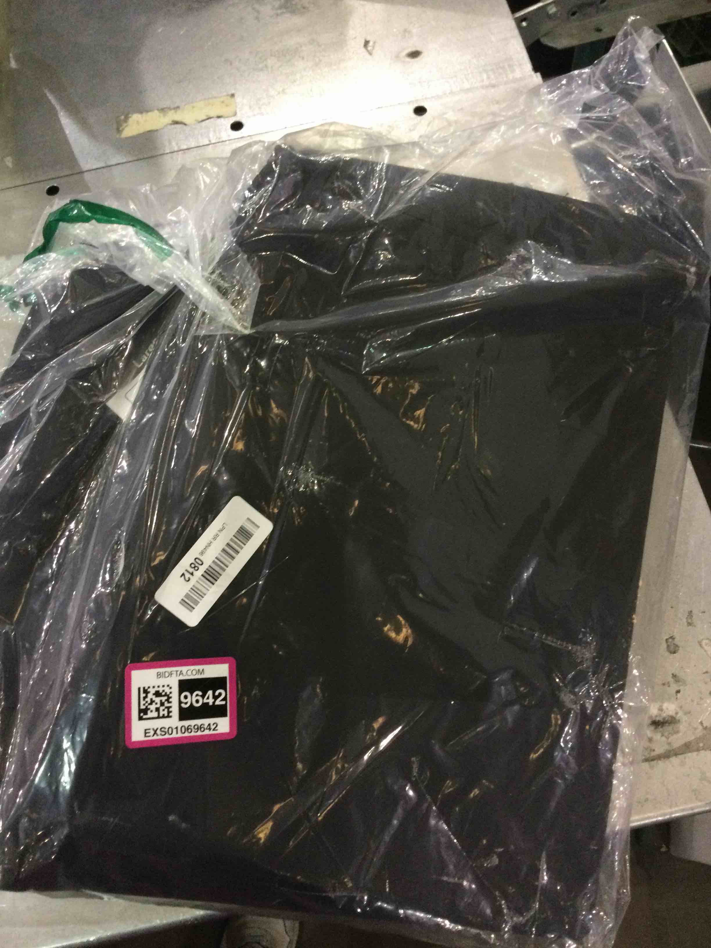 https://s3.amazonaws.com/lotting-images-prod/BargainHunt/EXS01069642_1707229790931.jpeg