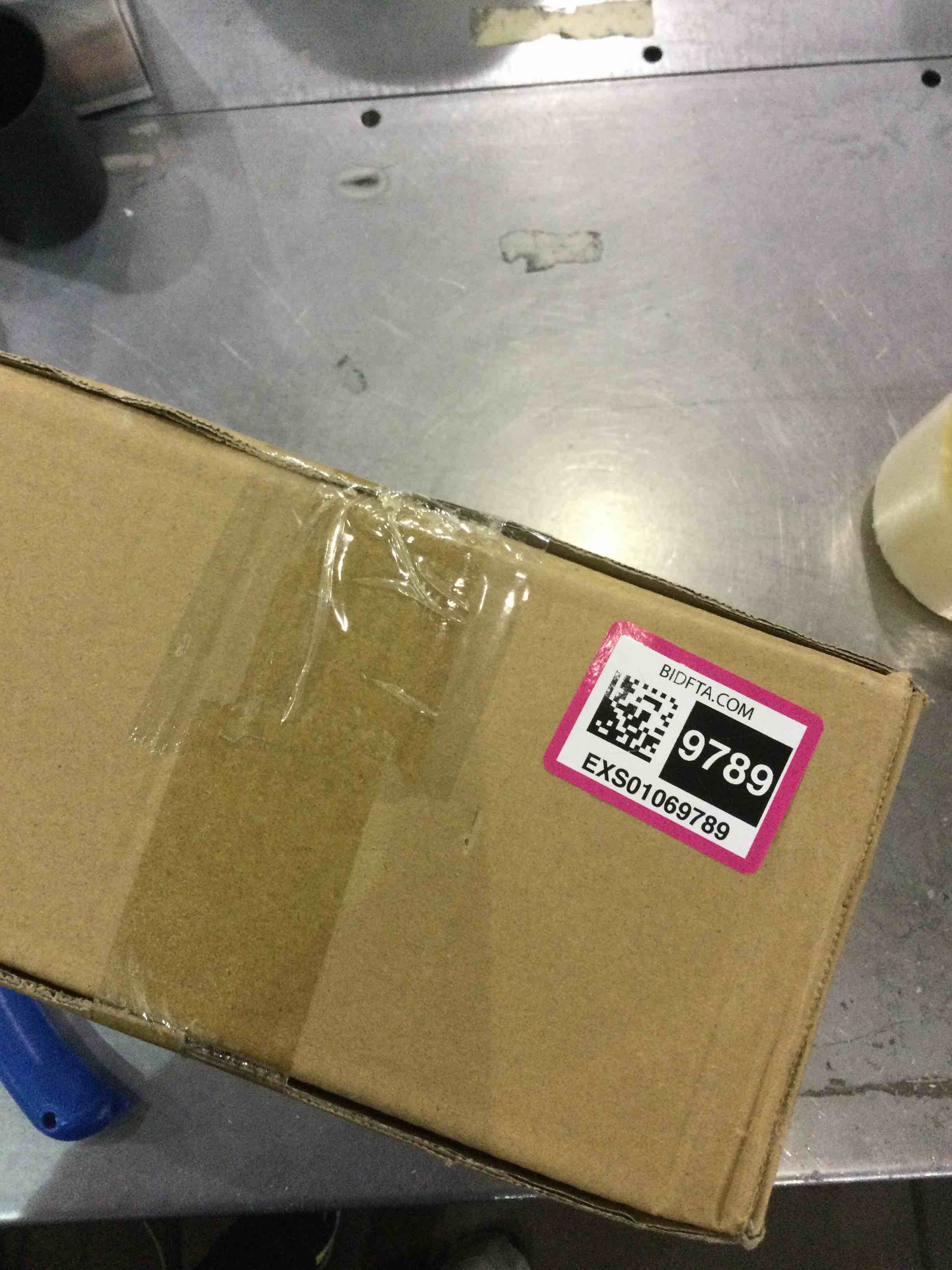 https://s3.amazonaws.com/lotting-images-prod/BargainHunt/EXS01069789_1707308458296.jpeg