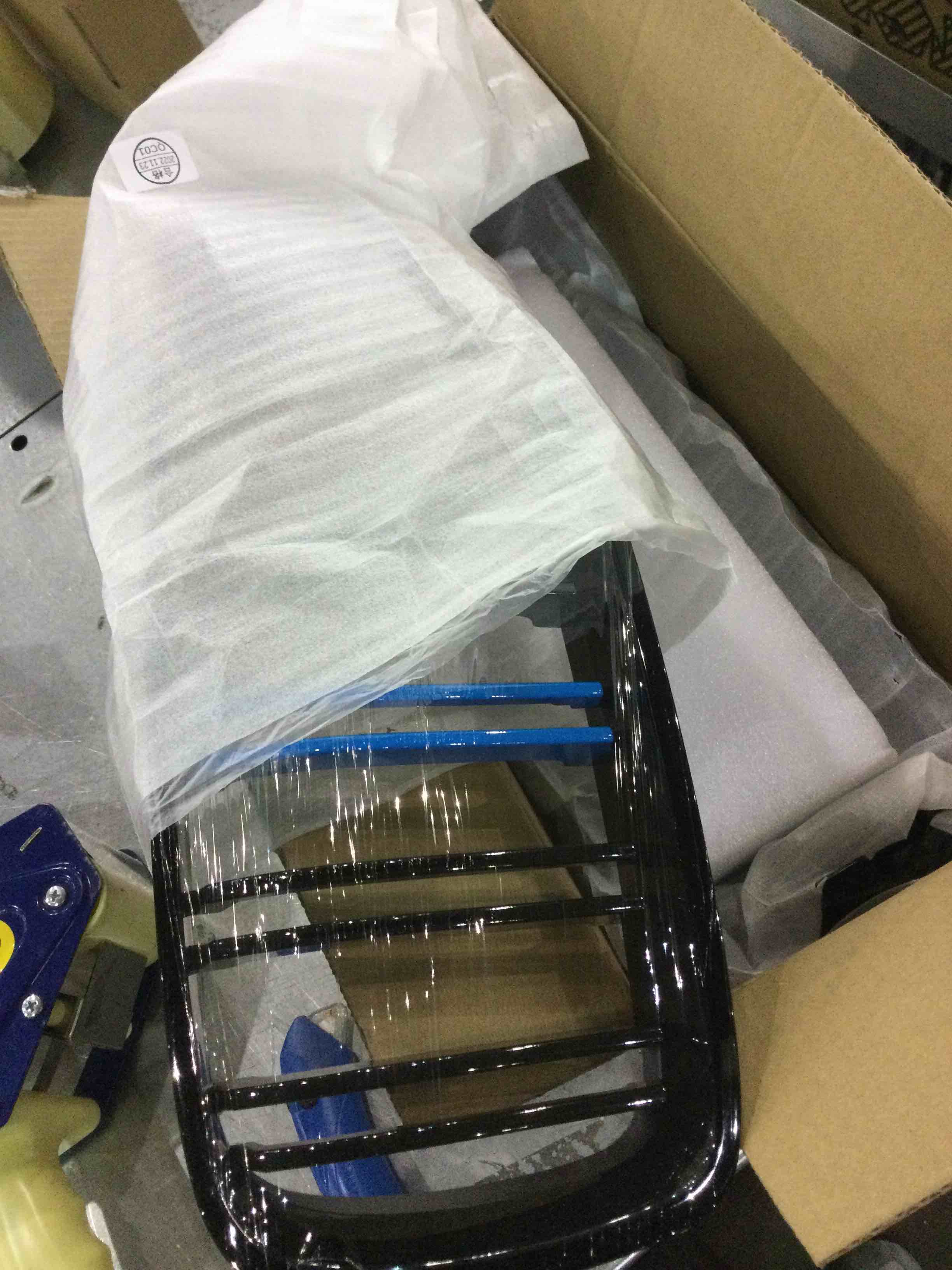 https://s3.amazonaws.com/lotting-images-prod/BargainHunt/EXS01069792_1707308673866.jpeg
