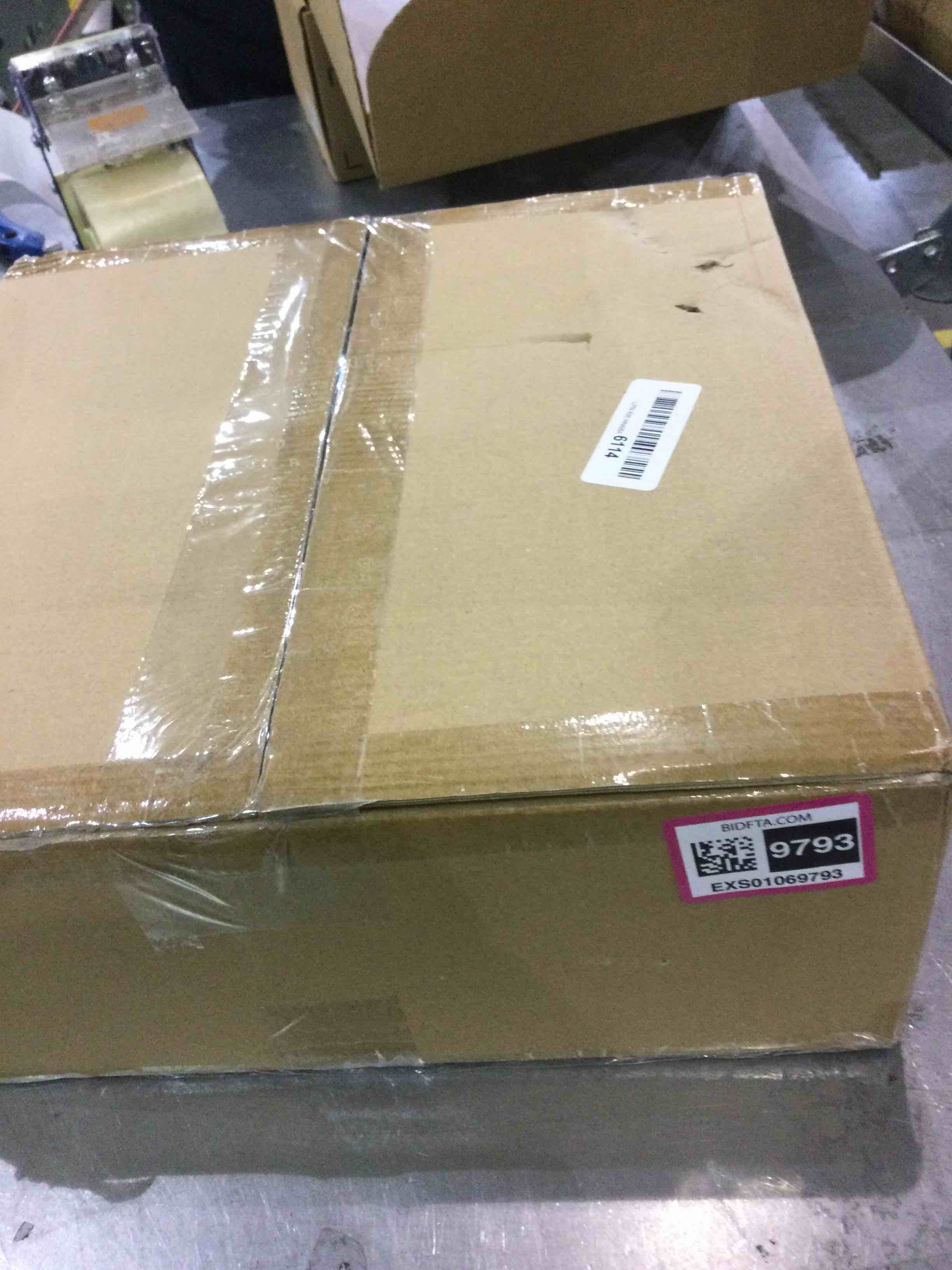 https://s3.amazonaws.com/lotting-images-prod/BargainHunt/EXS01069793_1707308776429.jpeg