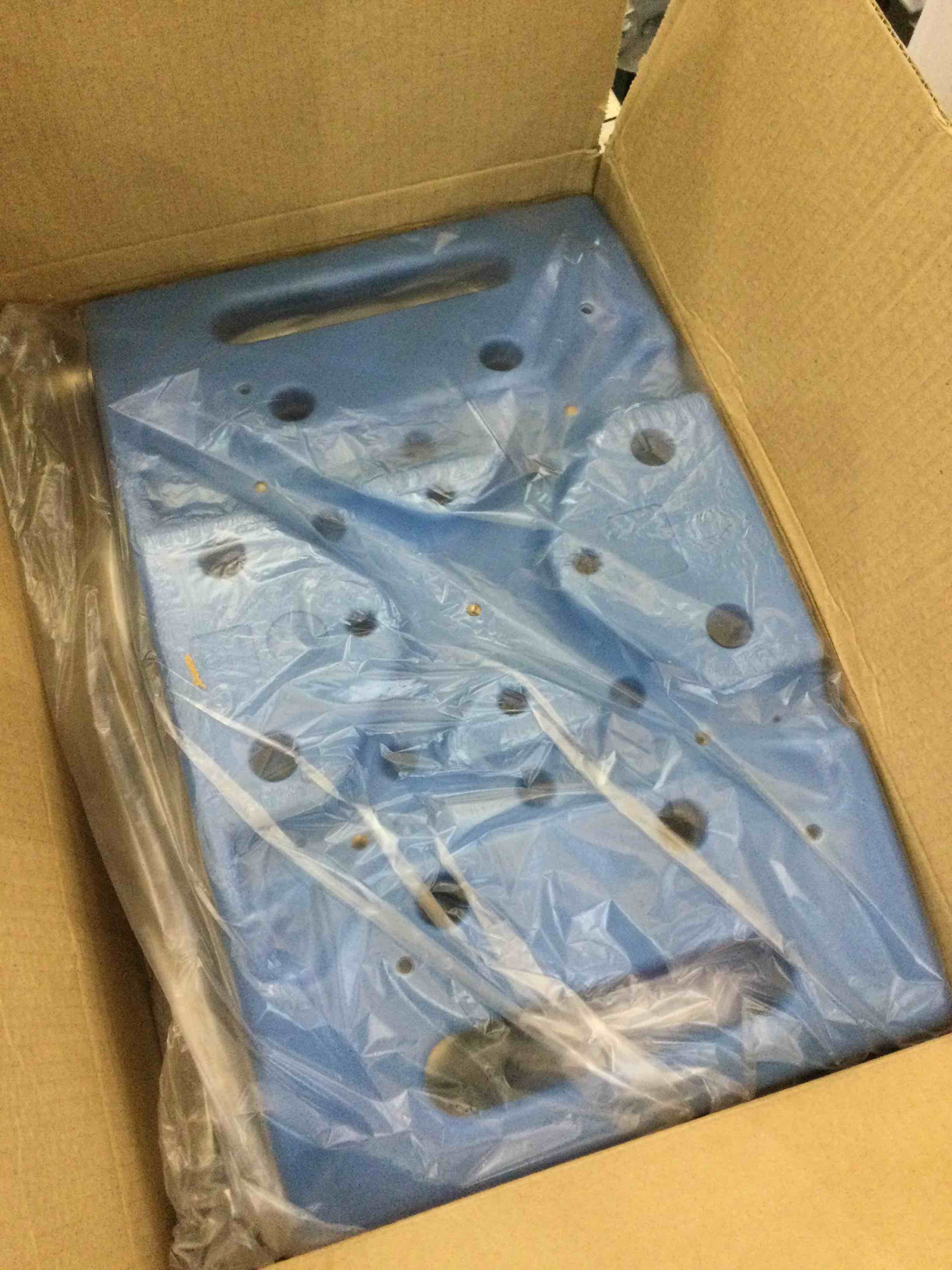 https://s3.amazonaws.com/lotting-images-prod/BargainHunt/EXS01069934_1707331881694.jpeg