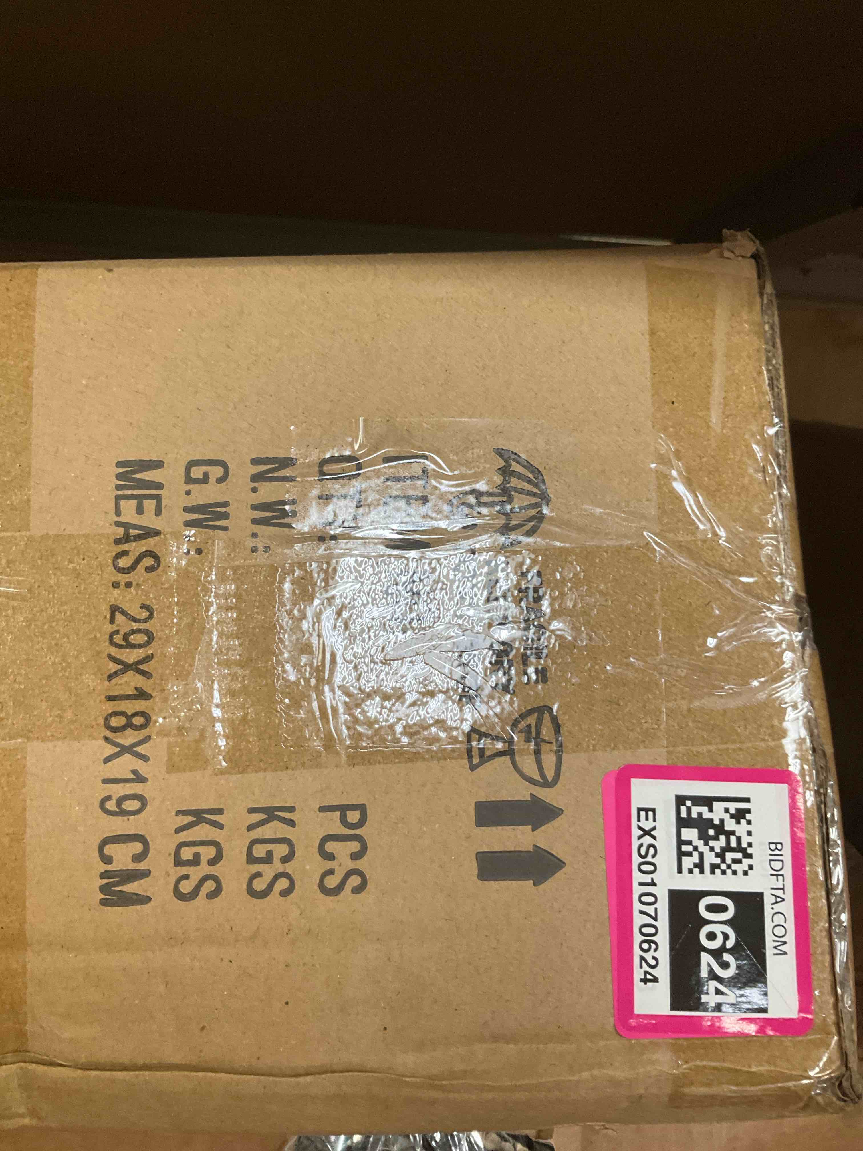 https://s3.amazonaws.com/lotting-images-prod/BargainHunt/EXS01070624_1721670215392.jpeg