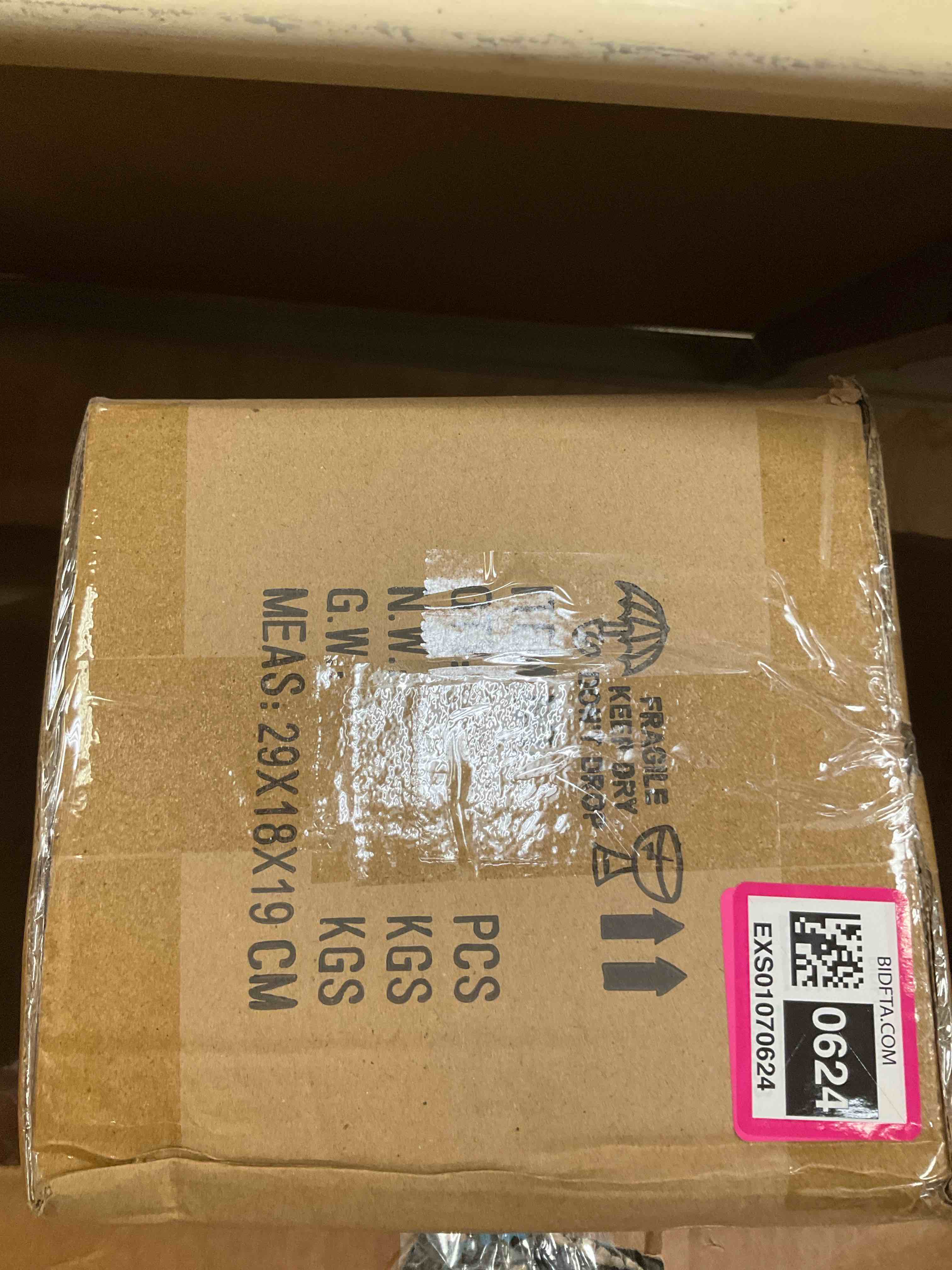 https://s3.amazonaws.com/lotting-images-prod/BargainHunt/EXS01070624_1721670216962.jpeg