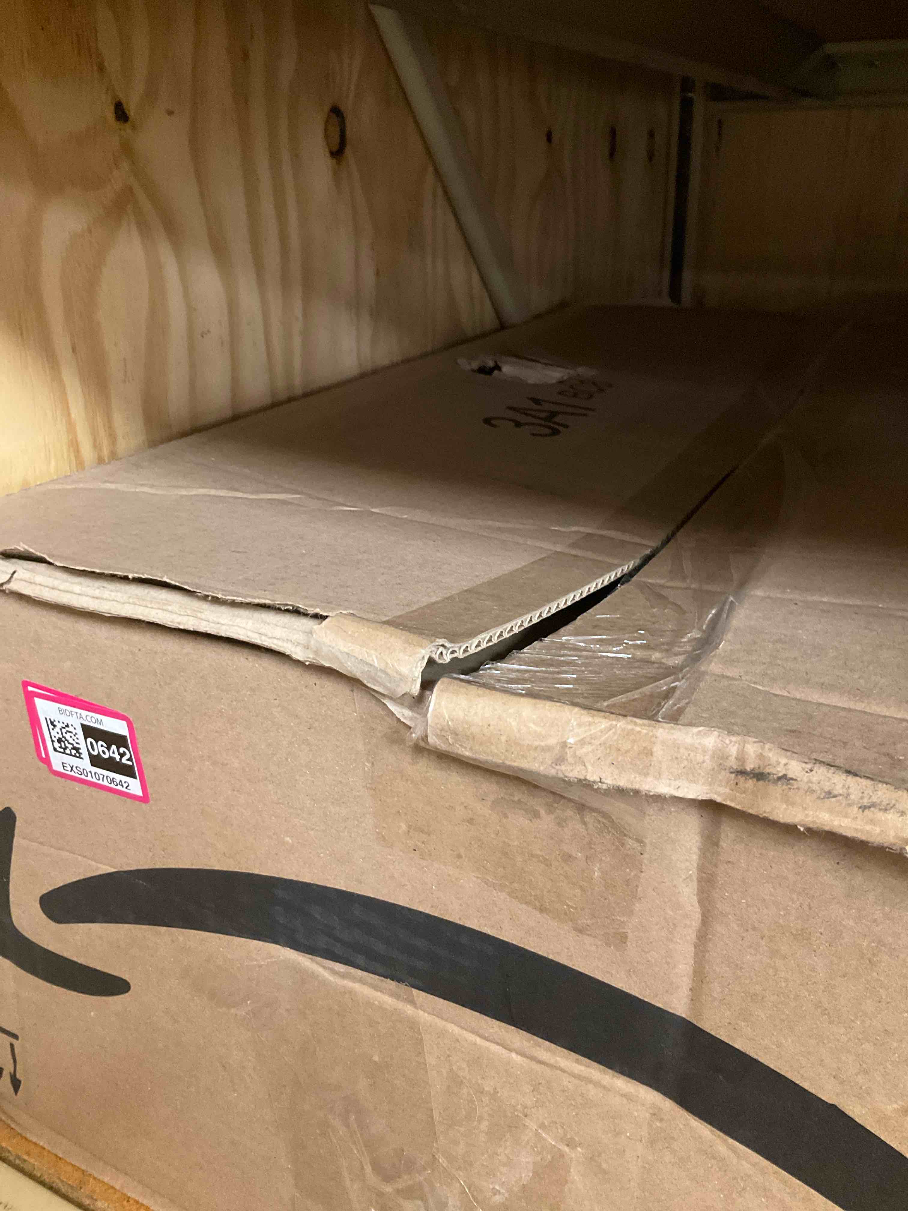 https://s3.amazonaws.com/lotting-images-prod/BargainHunt/EXS01070642_1721671019519.jpeg