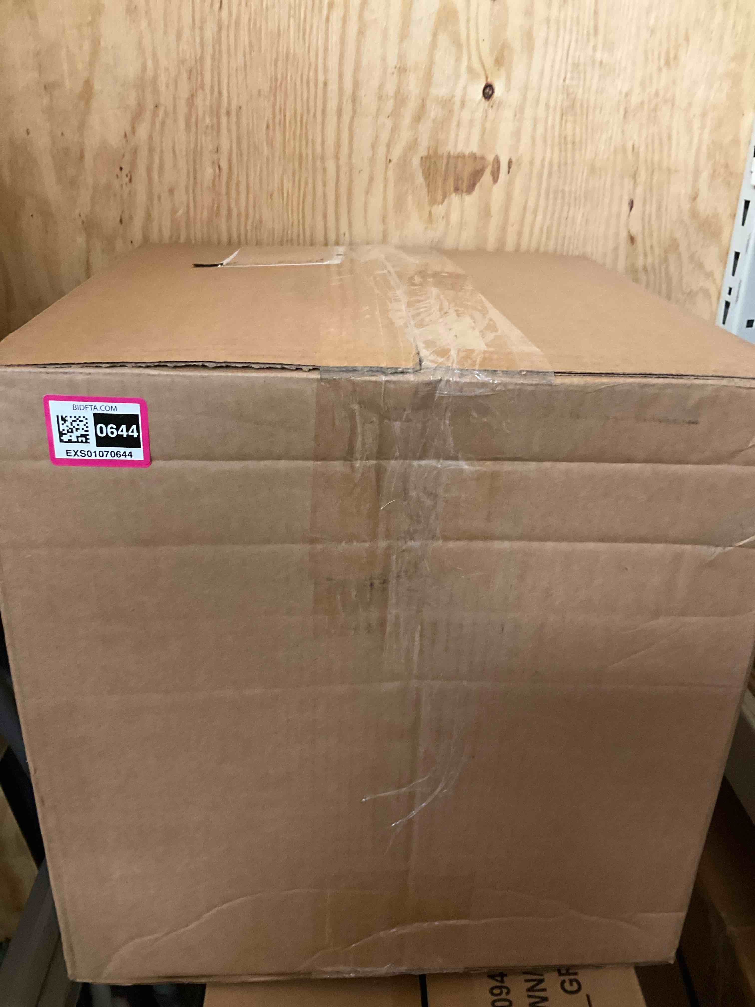 https://s3.amazonaws.com/lotting-images-prod/BargainHunt/EXS01070644_1721671070199.jpeg