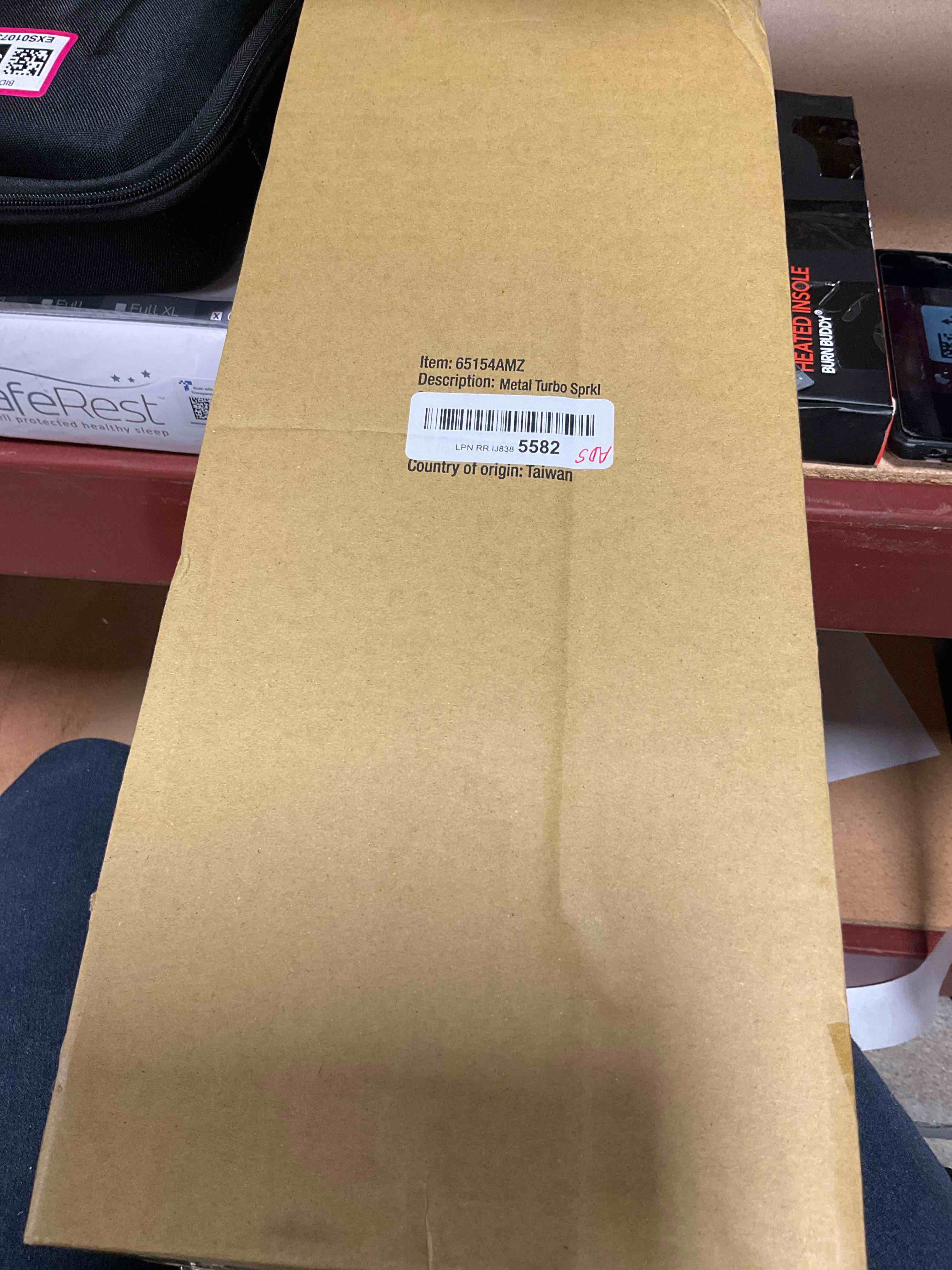 https://s3.amazonaws.com/lotting-images-prod/BargainHunt/EXS01073027_1713379269715.jpeg