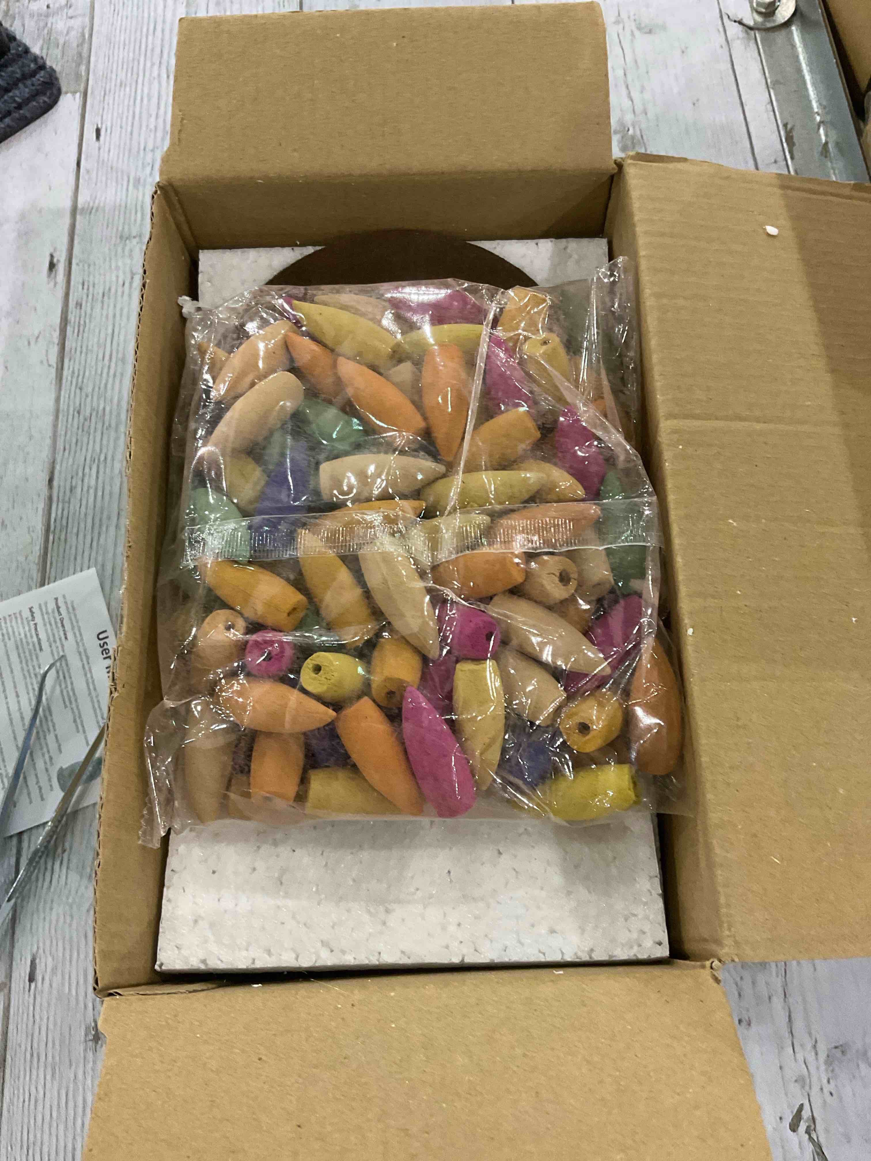 https://s3.amazonaws.com/lotting-images-prod/BargainHunt/EXS01079266_1706616940356.jpeg