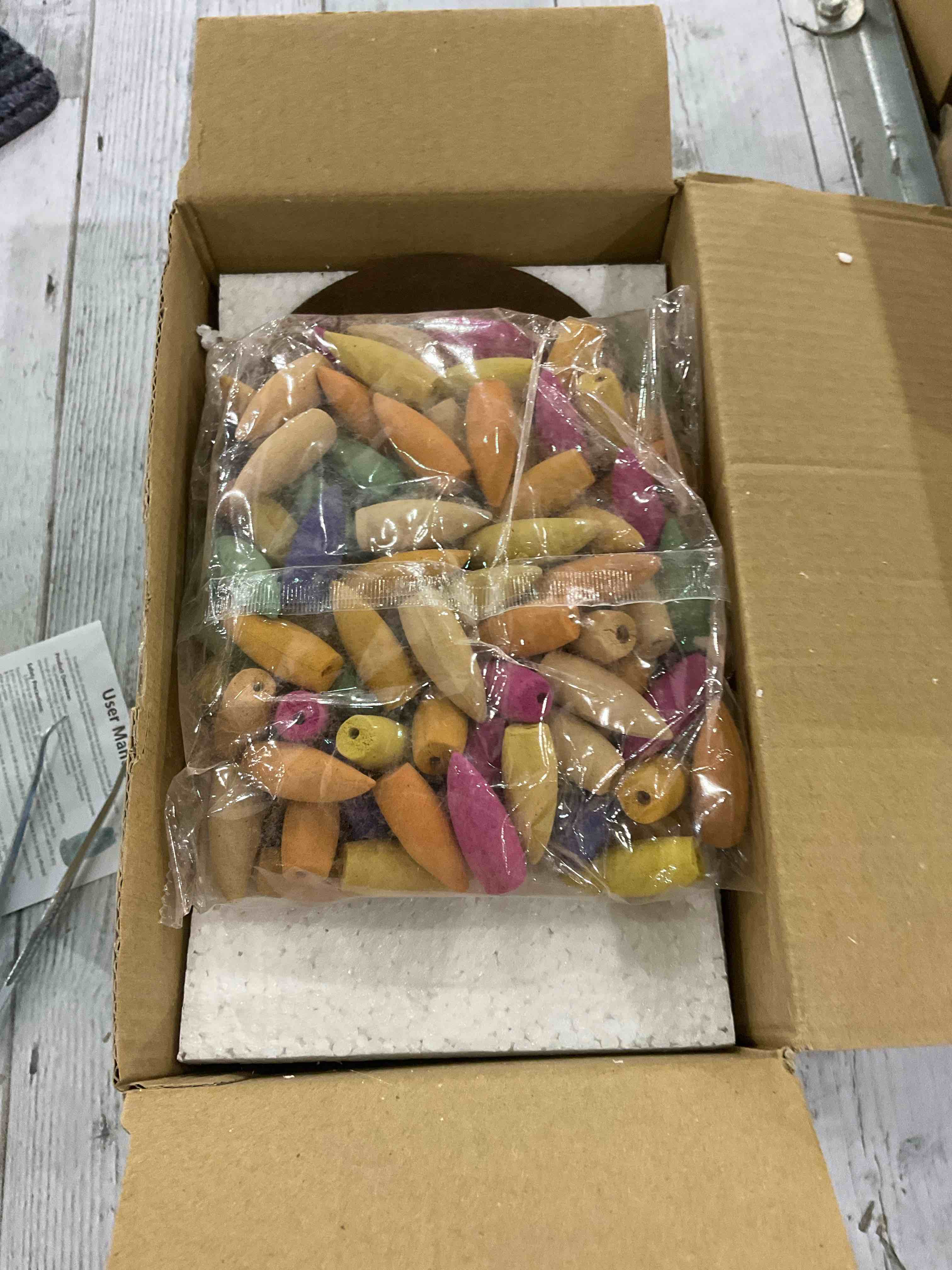 https://s3.amazonaws.com/lotting-images-prod/BargainHunt/EXS01079266_1706616941391.jpeg