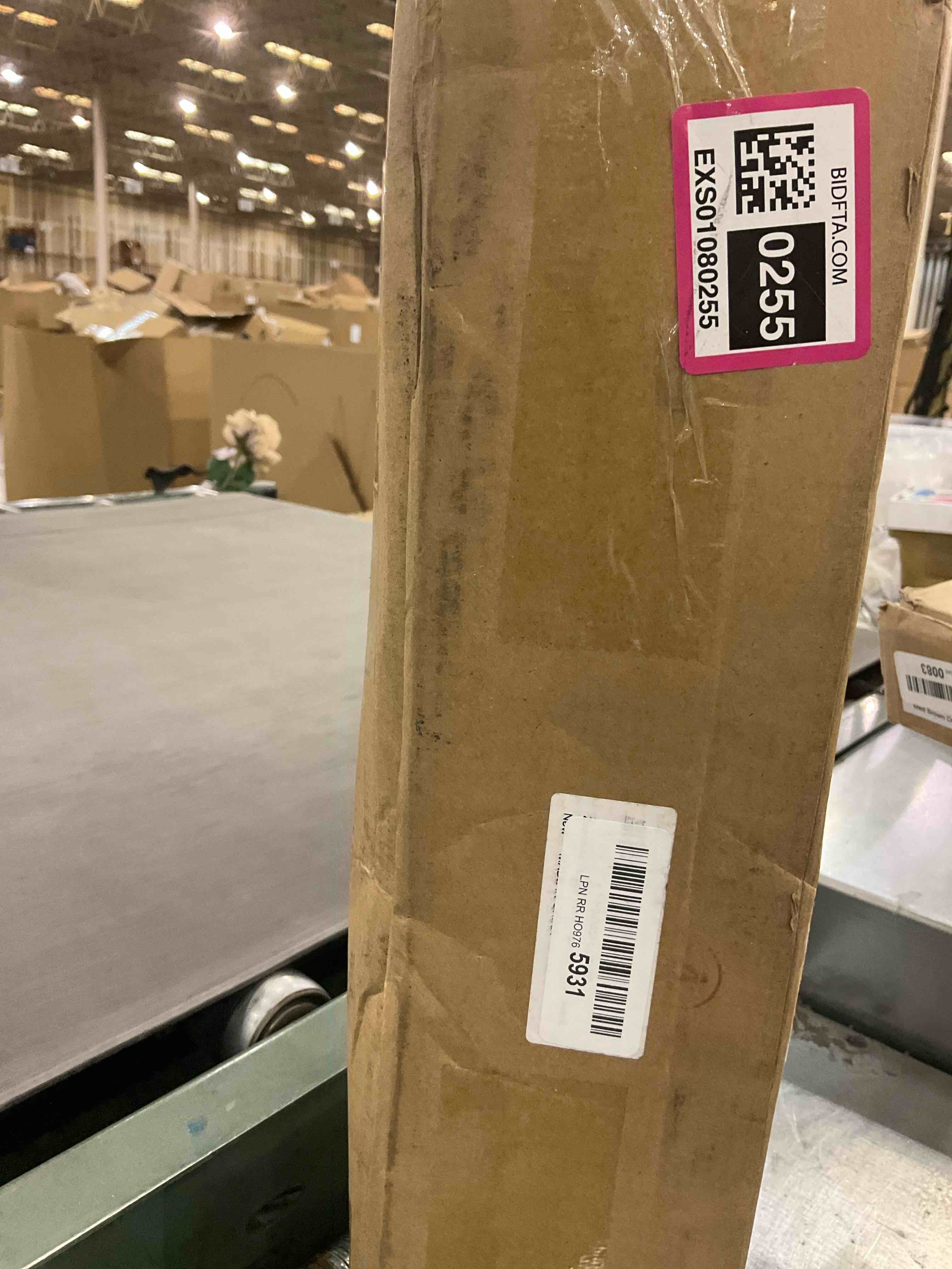 https://s3.amazonaws.com/lotting-images-prod/BargainHunt/EXS01080255_1707924057063.jpeg