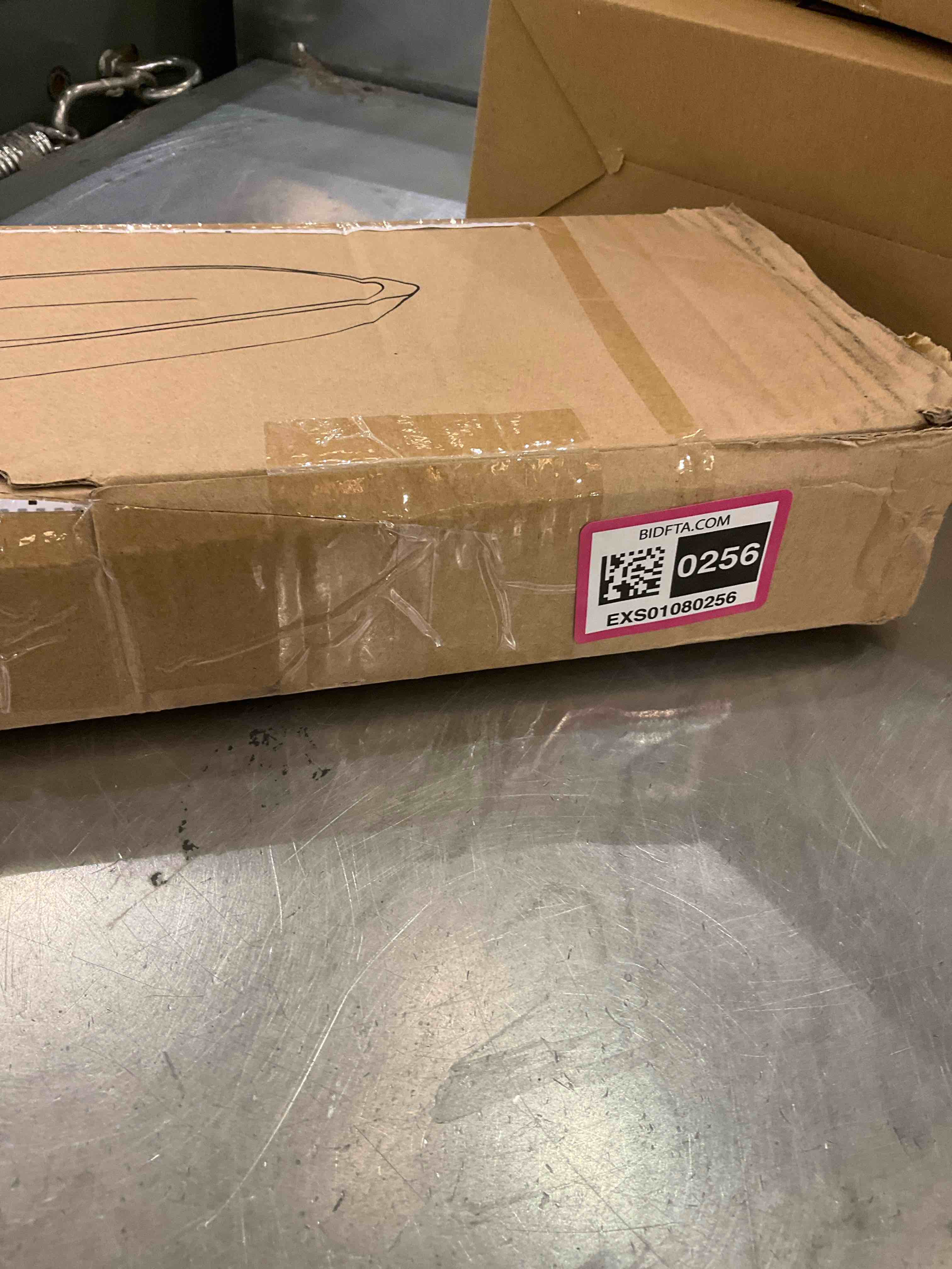 https://s3.amazonaws.com/lotting-images-prod/BargainHunt/EXS01080256_1707924137399.jpeg