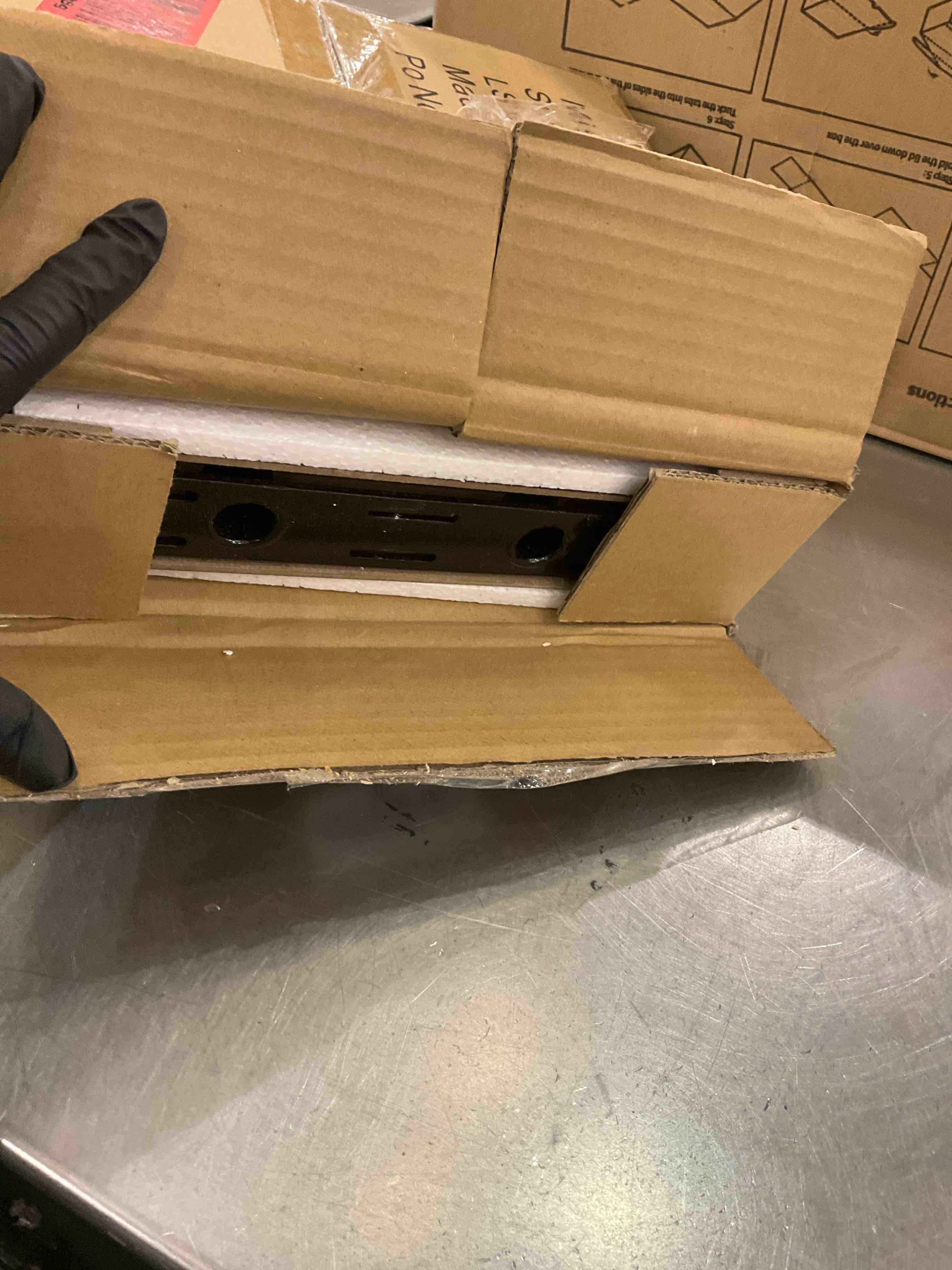 https://s3.amazonaws.com/lotting-images-prod/BargainHunt/EXS01080272_1707925645509.jpeg