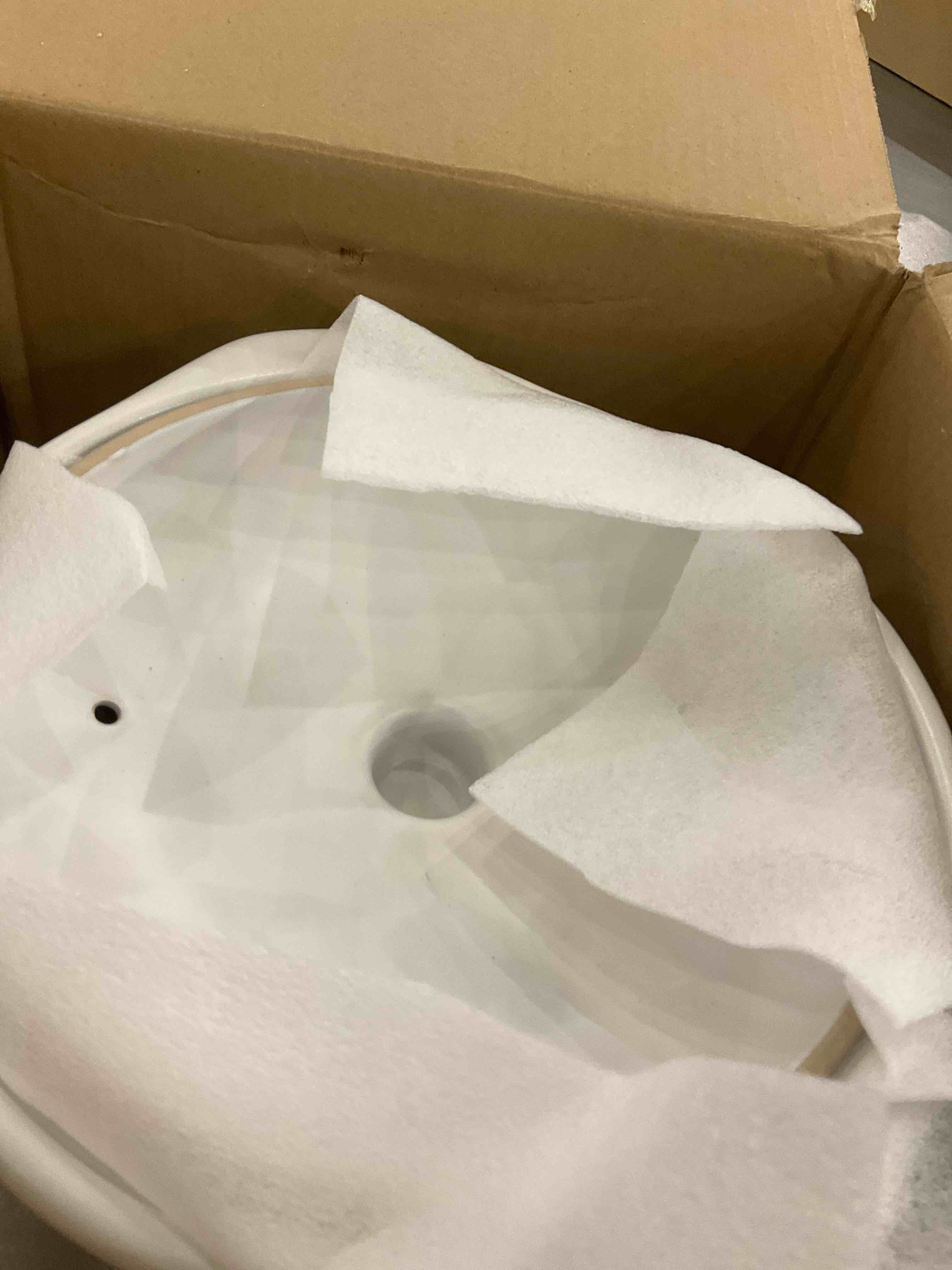 https://s3.amazonaws.com/lotting-images-prod/BargainHunt/EXS01080473_1708010412920.jpeg
