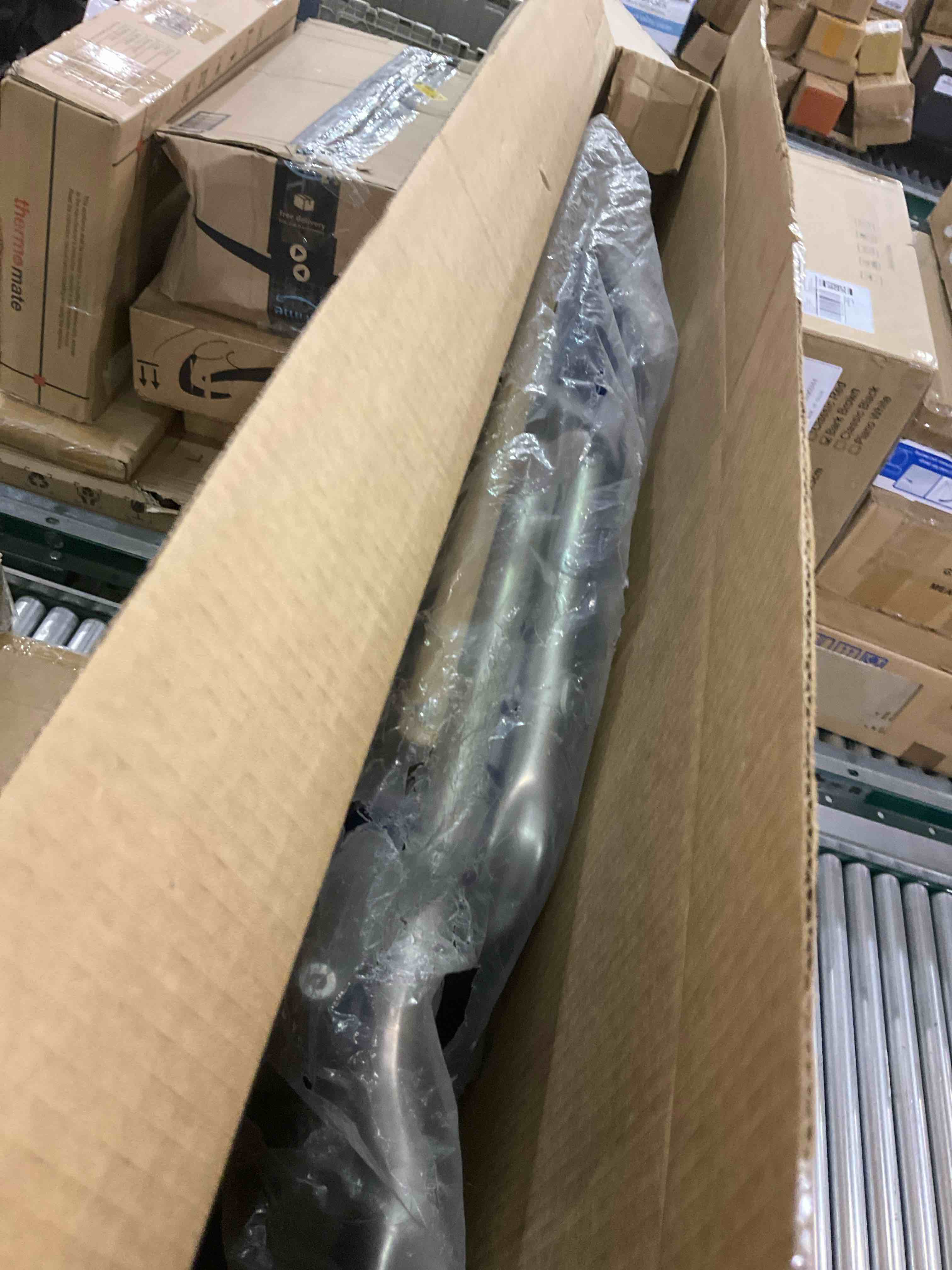 https://s3.amazonaws.com/lotting-images-prod/BargainHunt/EXS01080663_1708606897306.jpeg