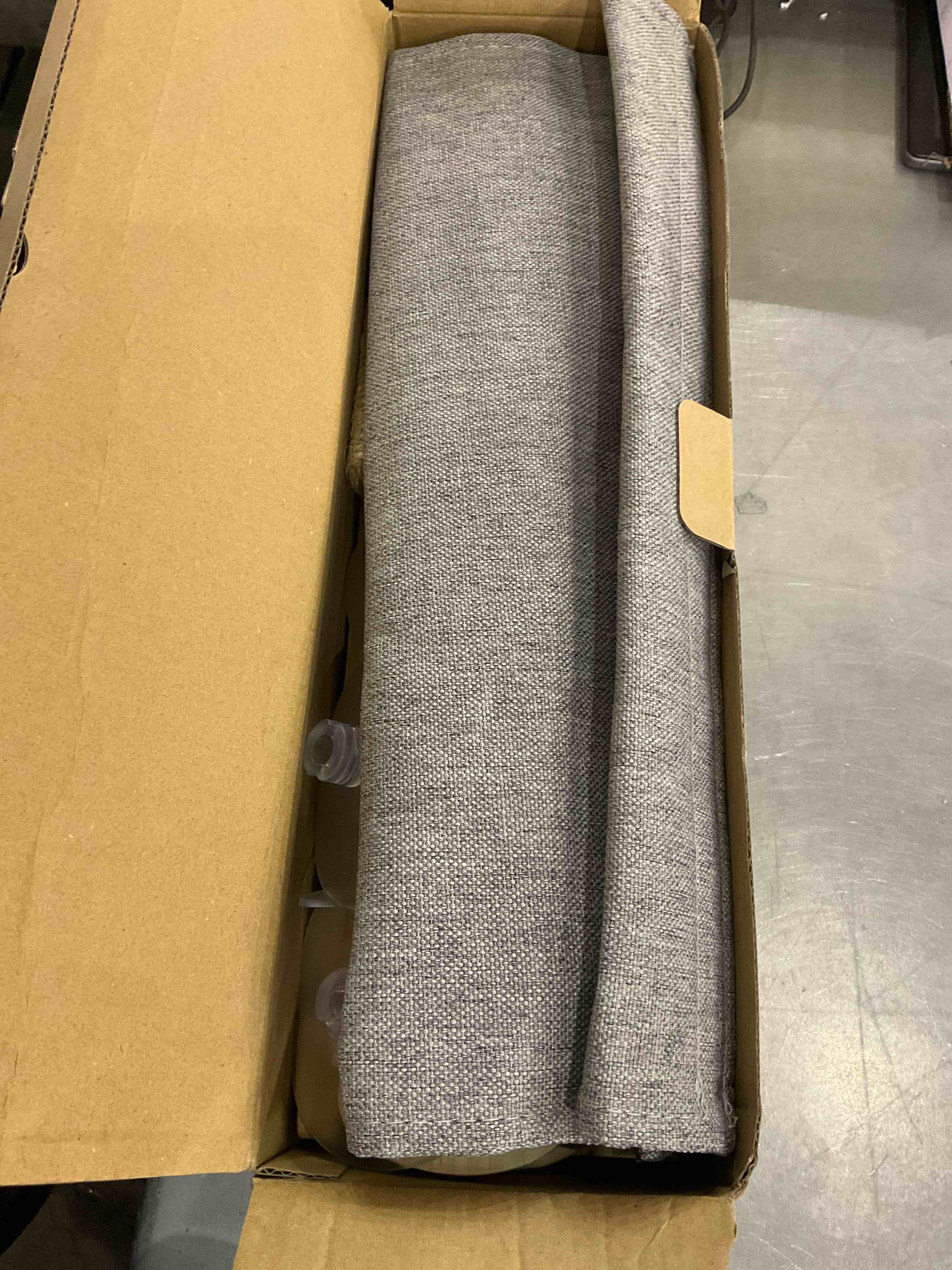 https://s3.amazonaws.com/lotting-images-prod/BargainHunt/EXS01080992_1709047259388.jpeg