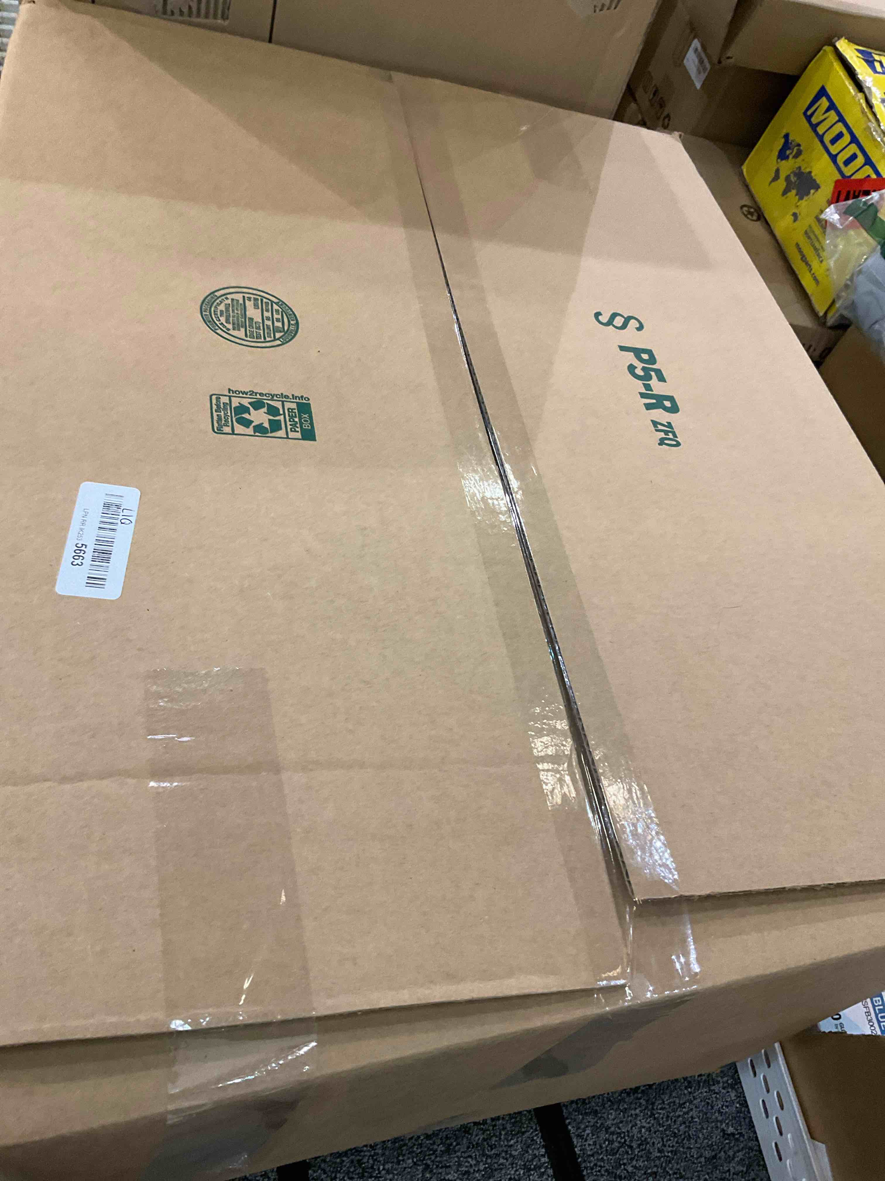 https://s3.amazonaws.com/lotting-images-prod/BargainHunt/EXS01081259_1708359268037.jpeg