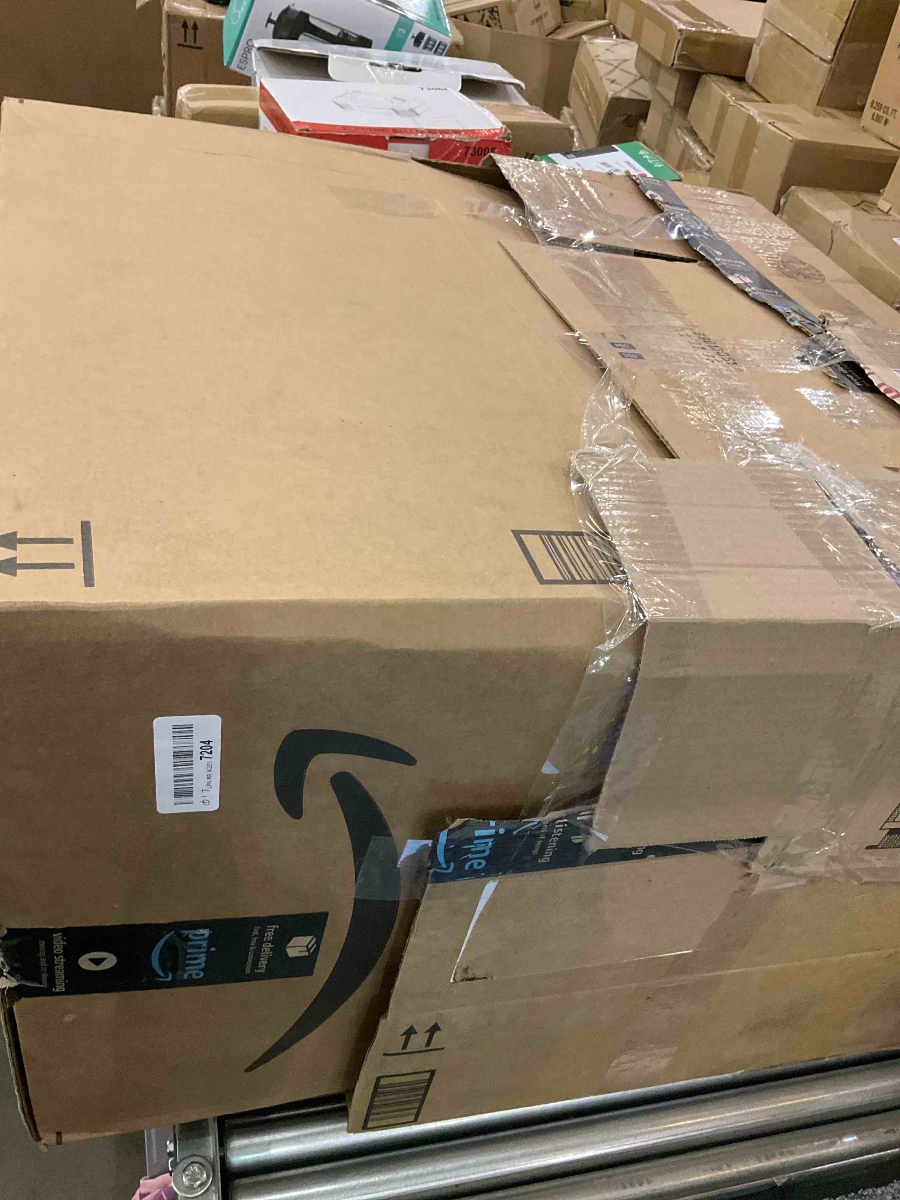 https://s3.amazonaws.com/lotting-images-prod/BargainHunt/EXS01081327_1708442298188.jpeg