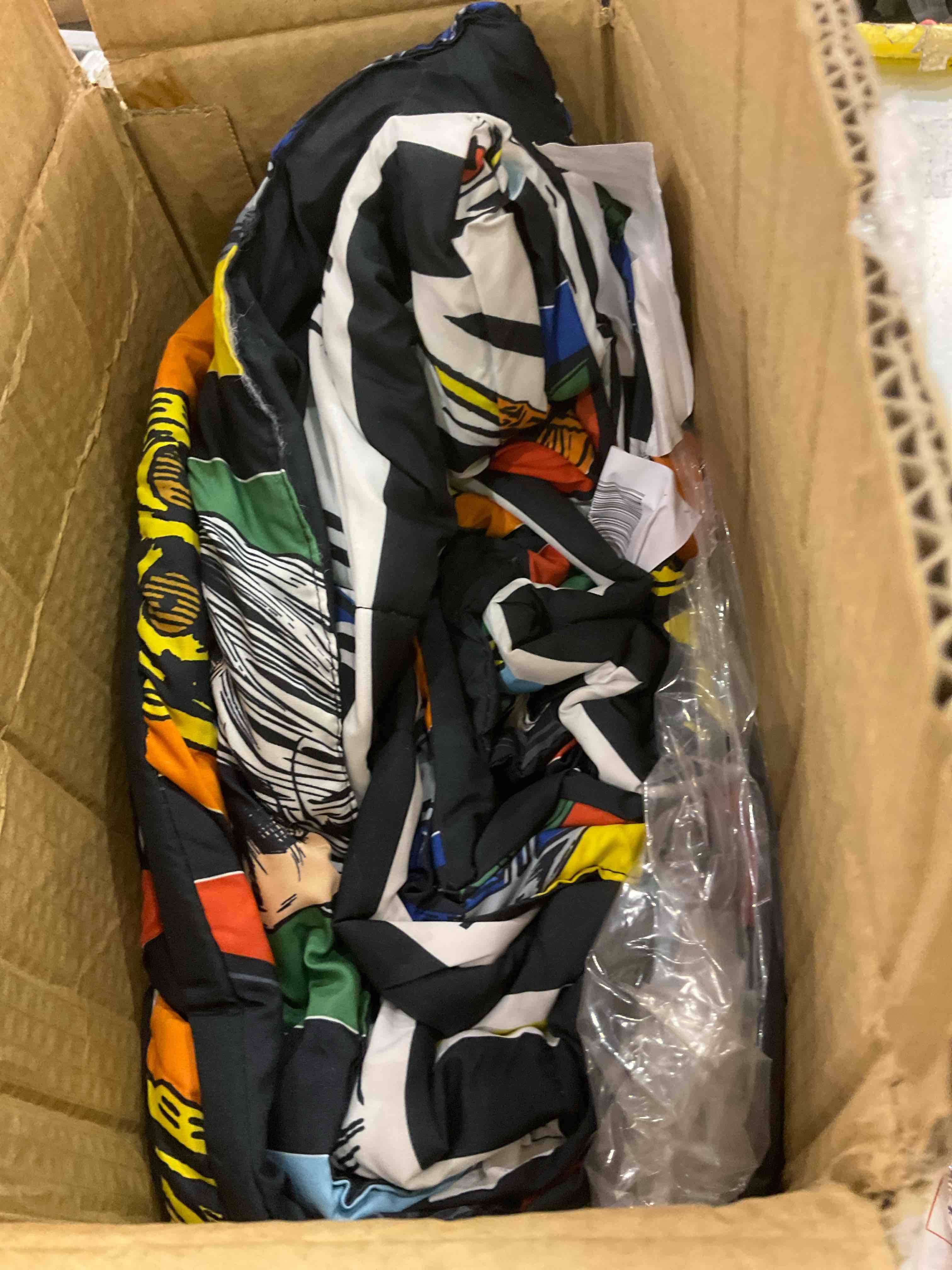 https://s3.amazonaws.com/lotting-images-prod/BargainHunt/EXS01081610_1709301211101.jpeg