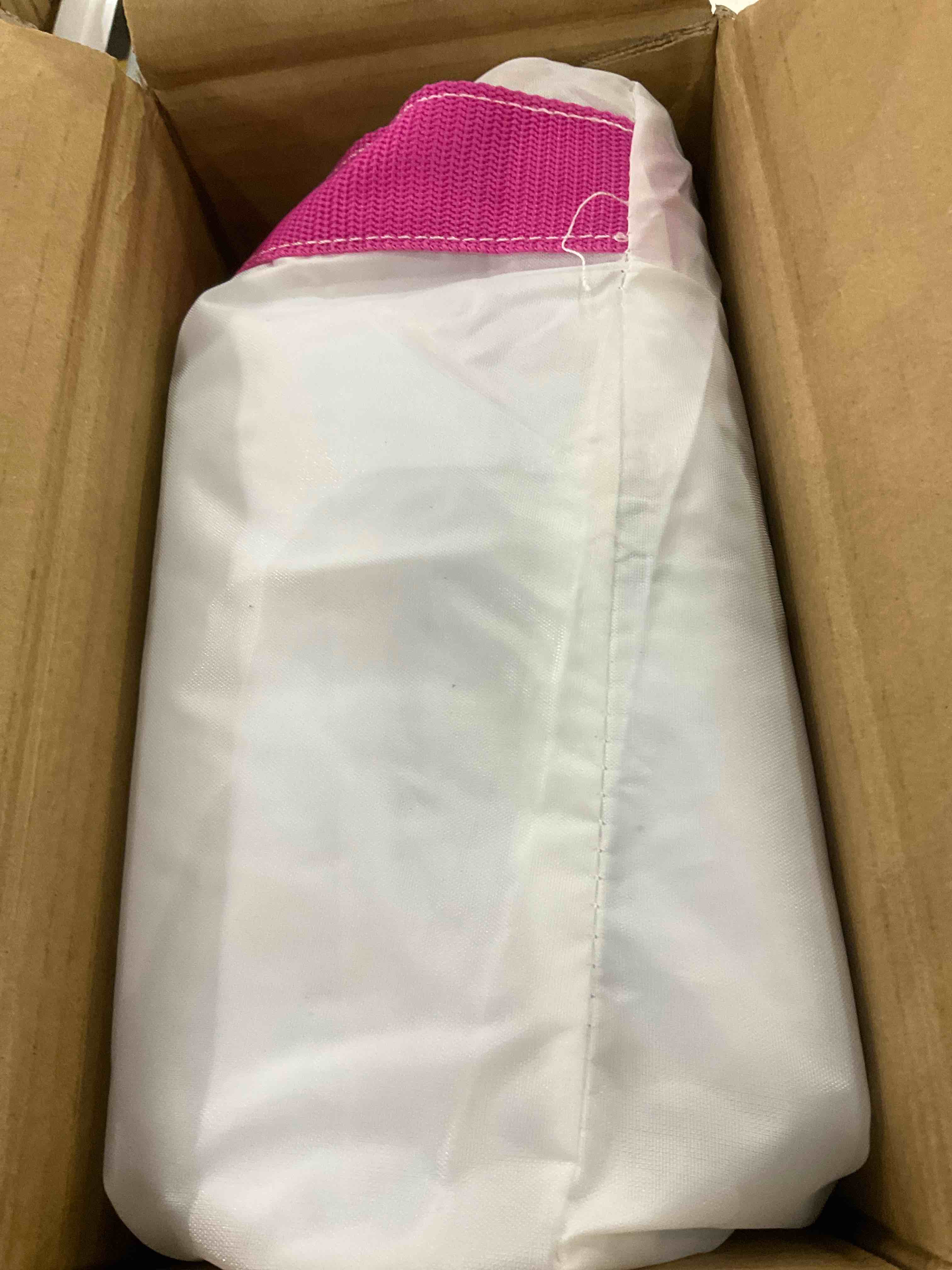 https://s3.amazonaws.com/lotting-images-prod/BargainHunt/EXS01081671_1709317333134.jpeg