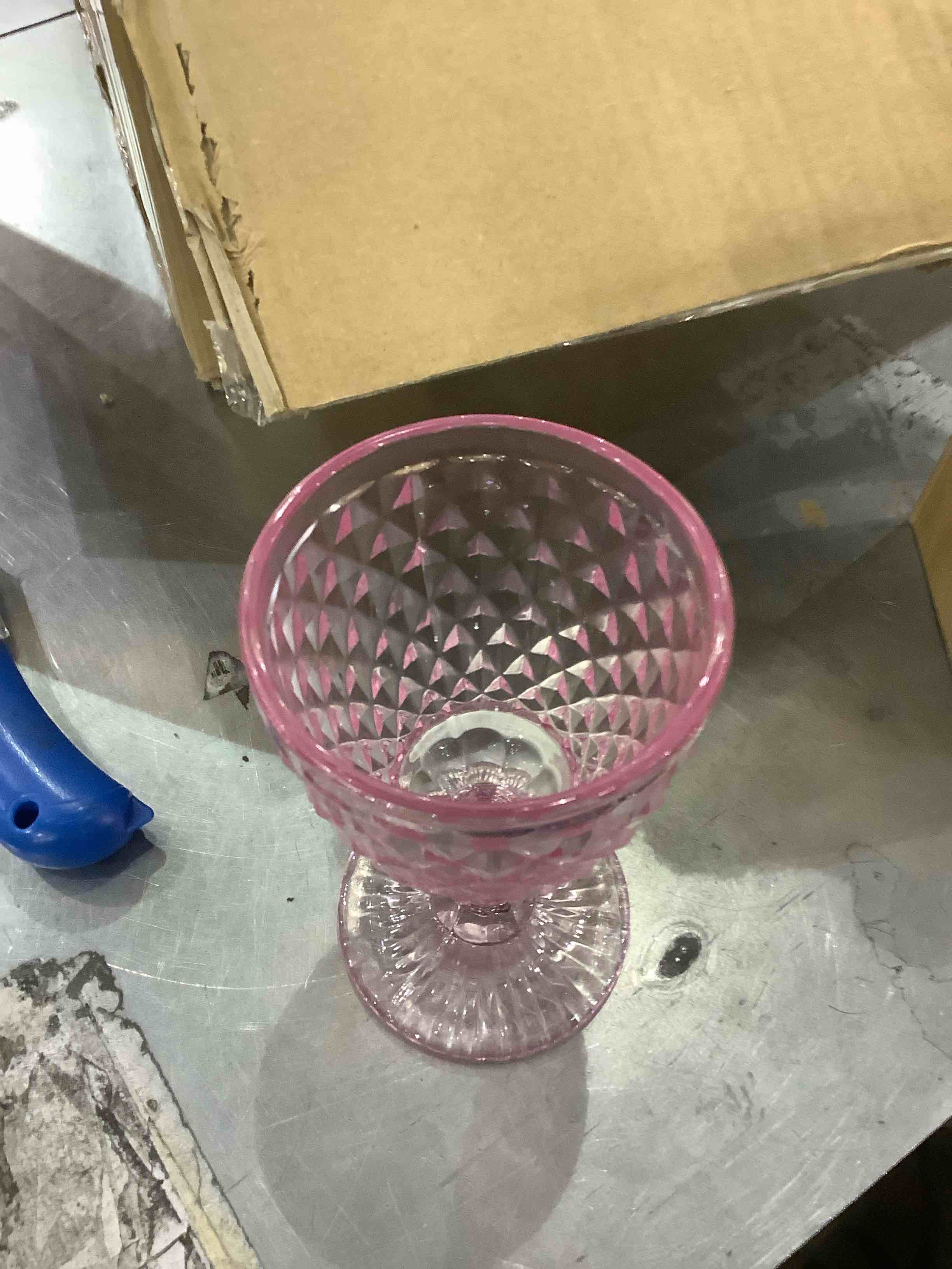https://s3.amazonaws.com/lotting-images-prod/BargainHunt/EXS01081690_1709558677099.jpeg