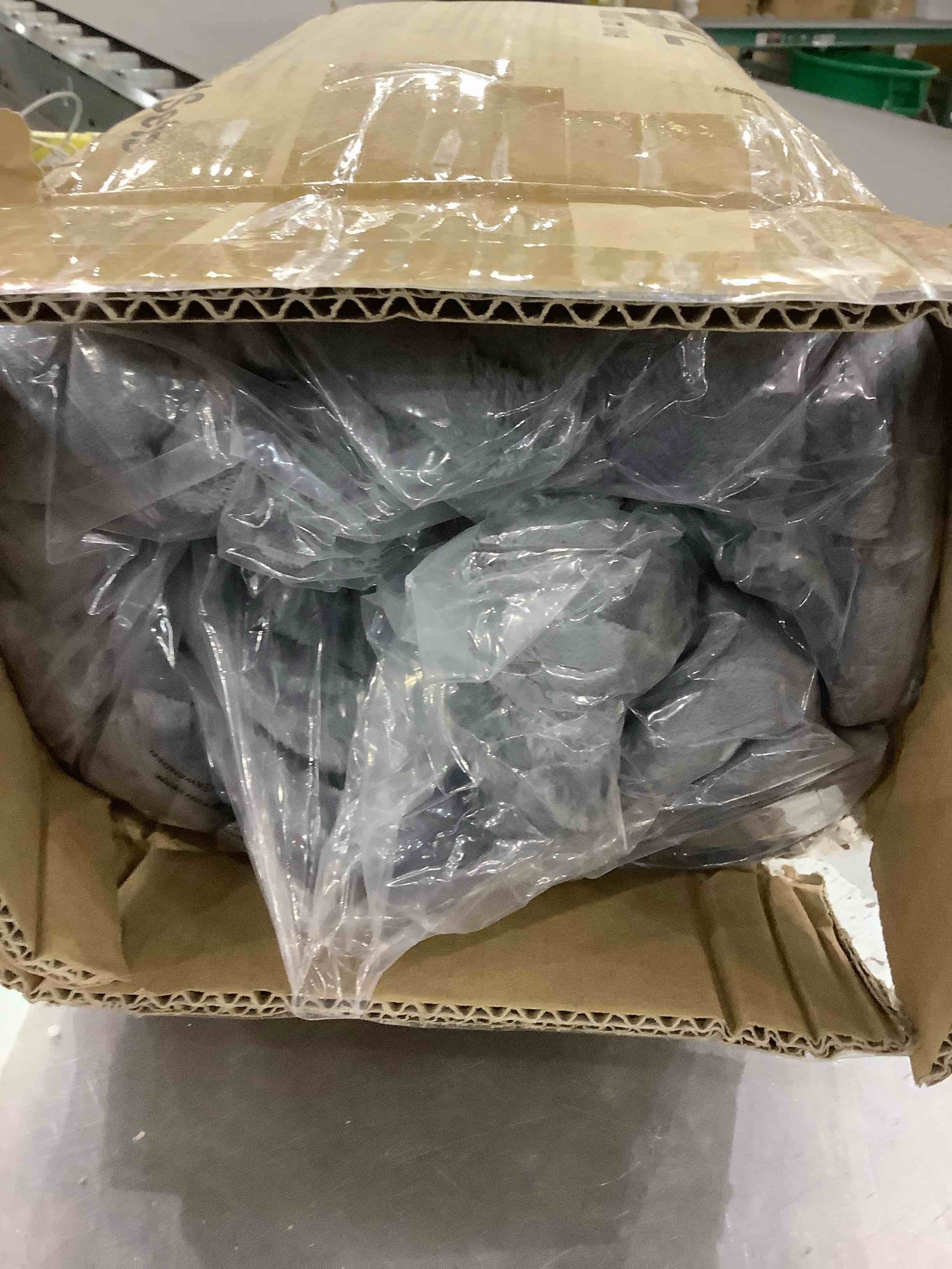 https://s3.amazonaws.com/lotting-images-prod/BargainHunt/EXS01081703_1709559881982.jpeg