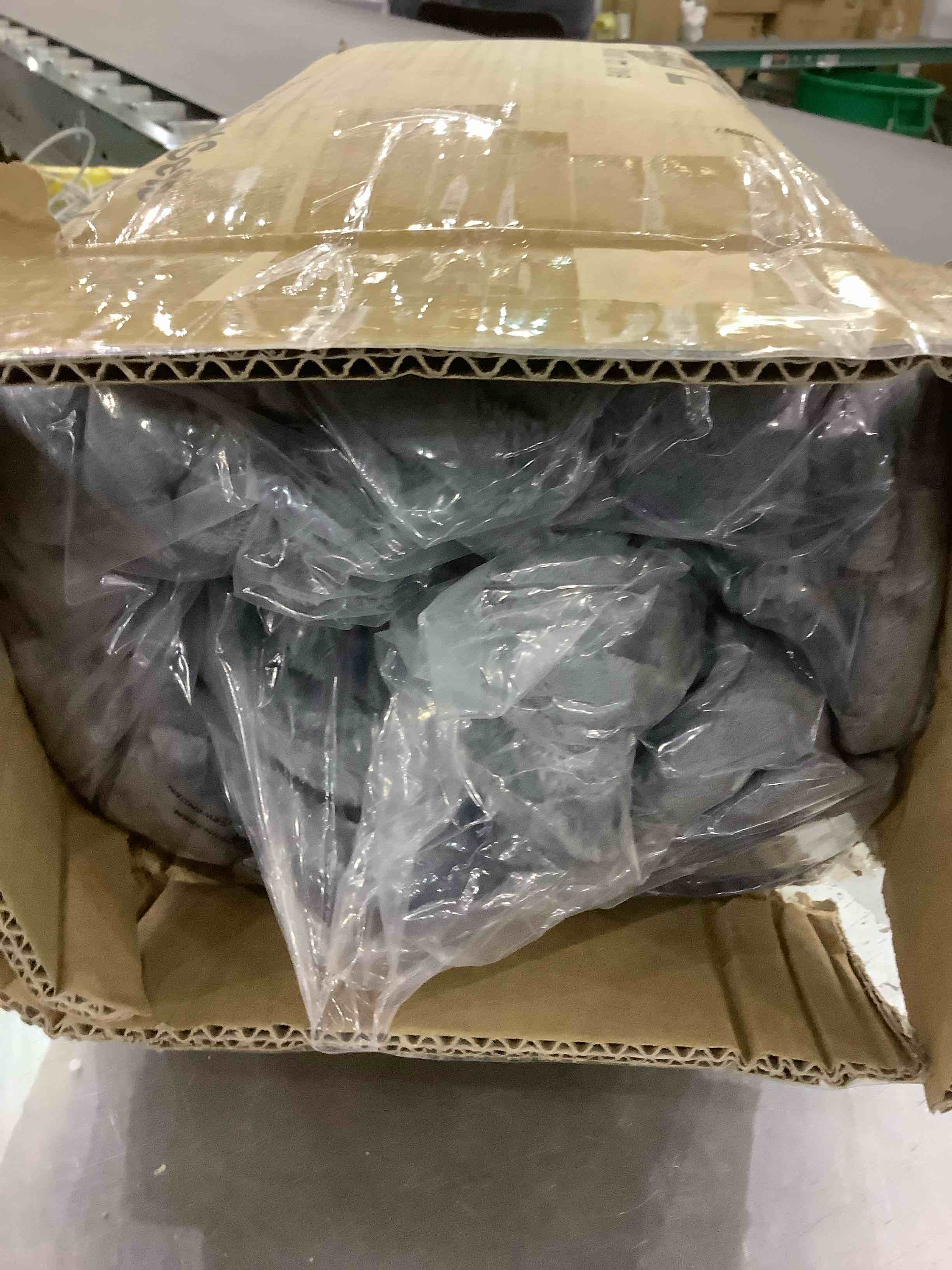 https://s3.amazonaws.com/lotting-images-prod/BargainHunt/EXS01081703_1709559883051.jpeg