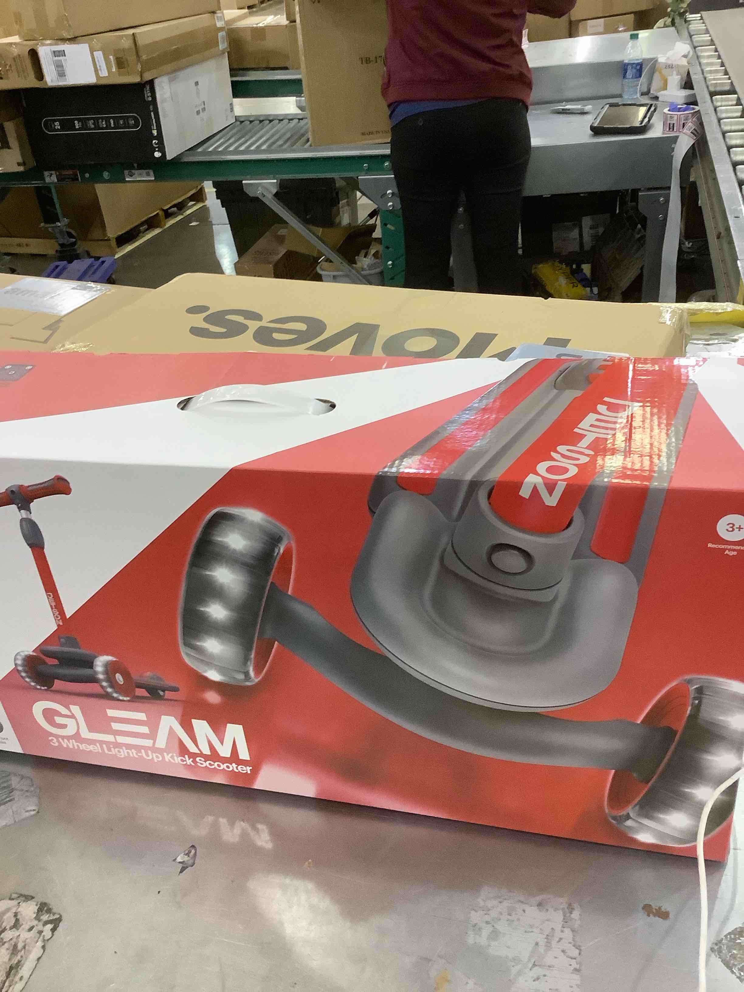 https://s3.amazonaws.com/lotting-images-prod/BargainHunt/EXS01081725_1709563769174.jpeg