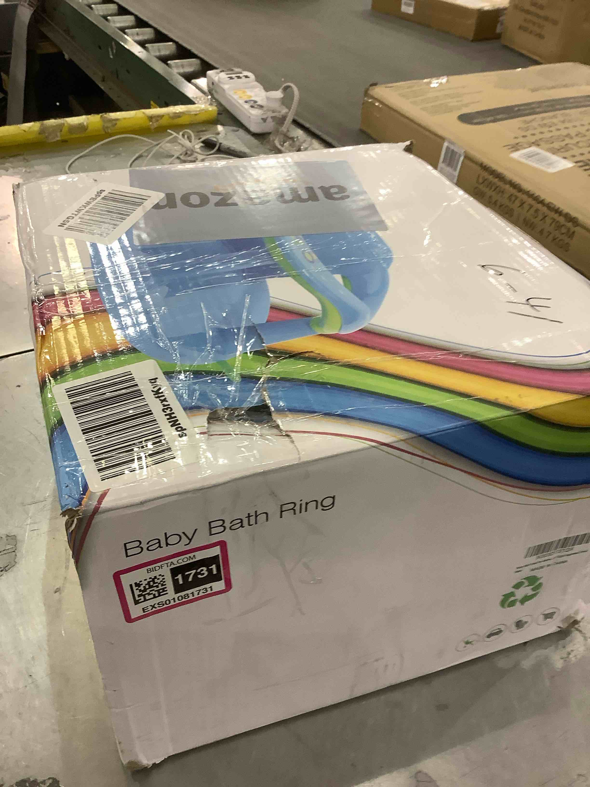 https://s3.amazonaws.com/lotting-images-prod/BargainHunt/EXS01081731_1709564474208.jpeg