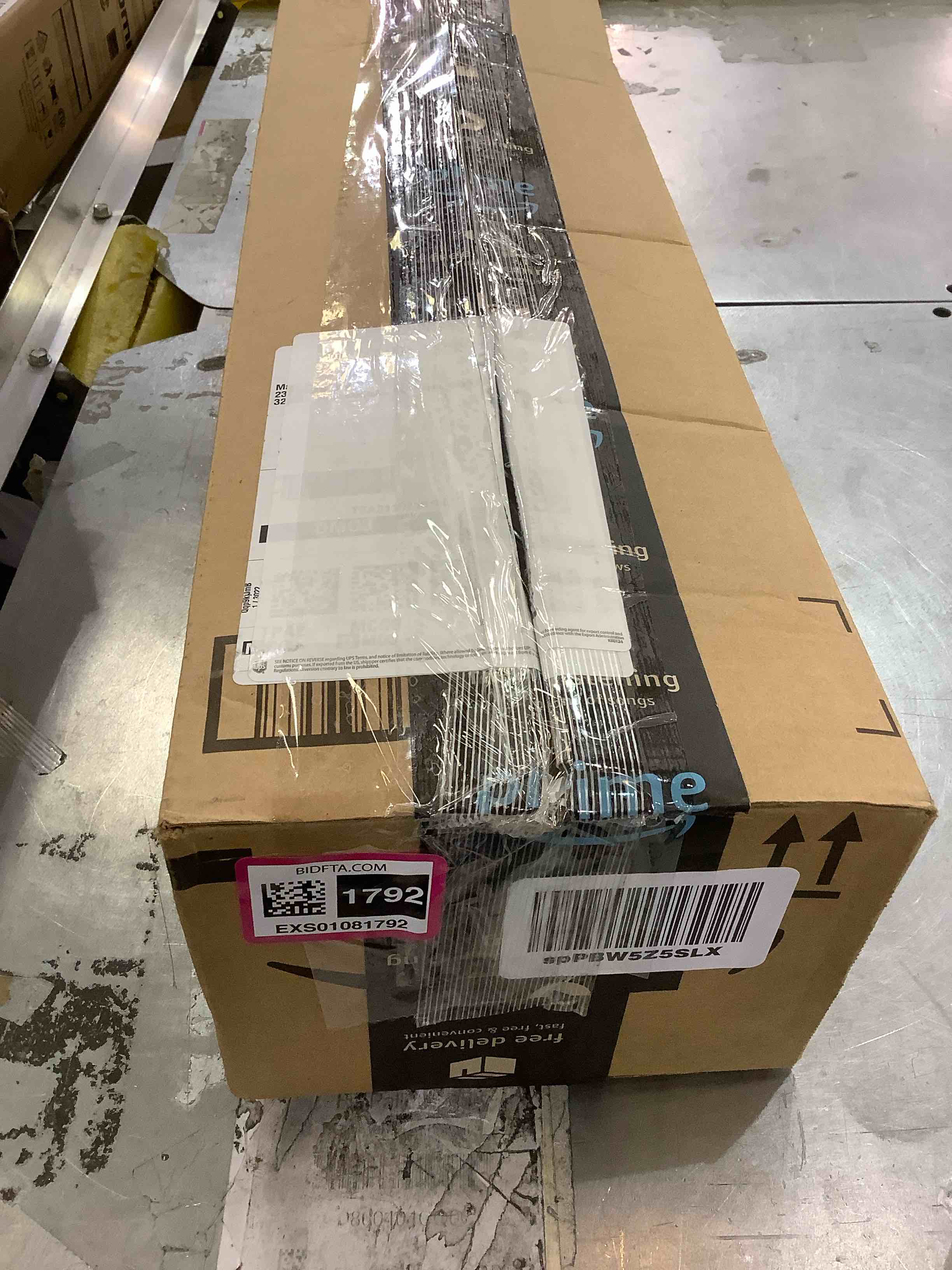 https://s3.amazonaws.com/lotting-images-prod/BargainHunt/EXS01081792_1709571247788.jpeg