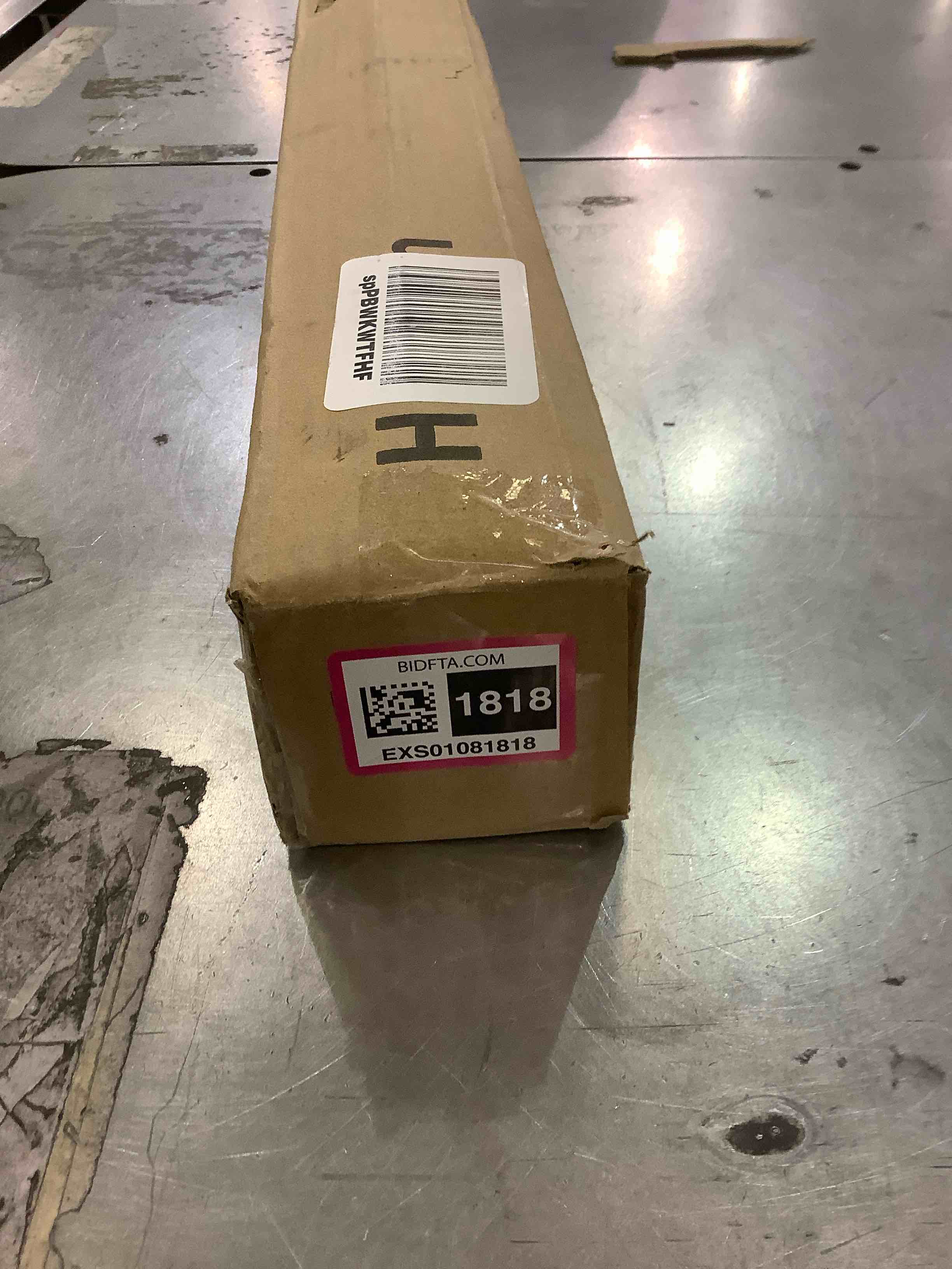https://s3.amazonaws.com/lotting-images-prod/BargainHunt/EXS01081818_1709576653833.jpeg