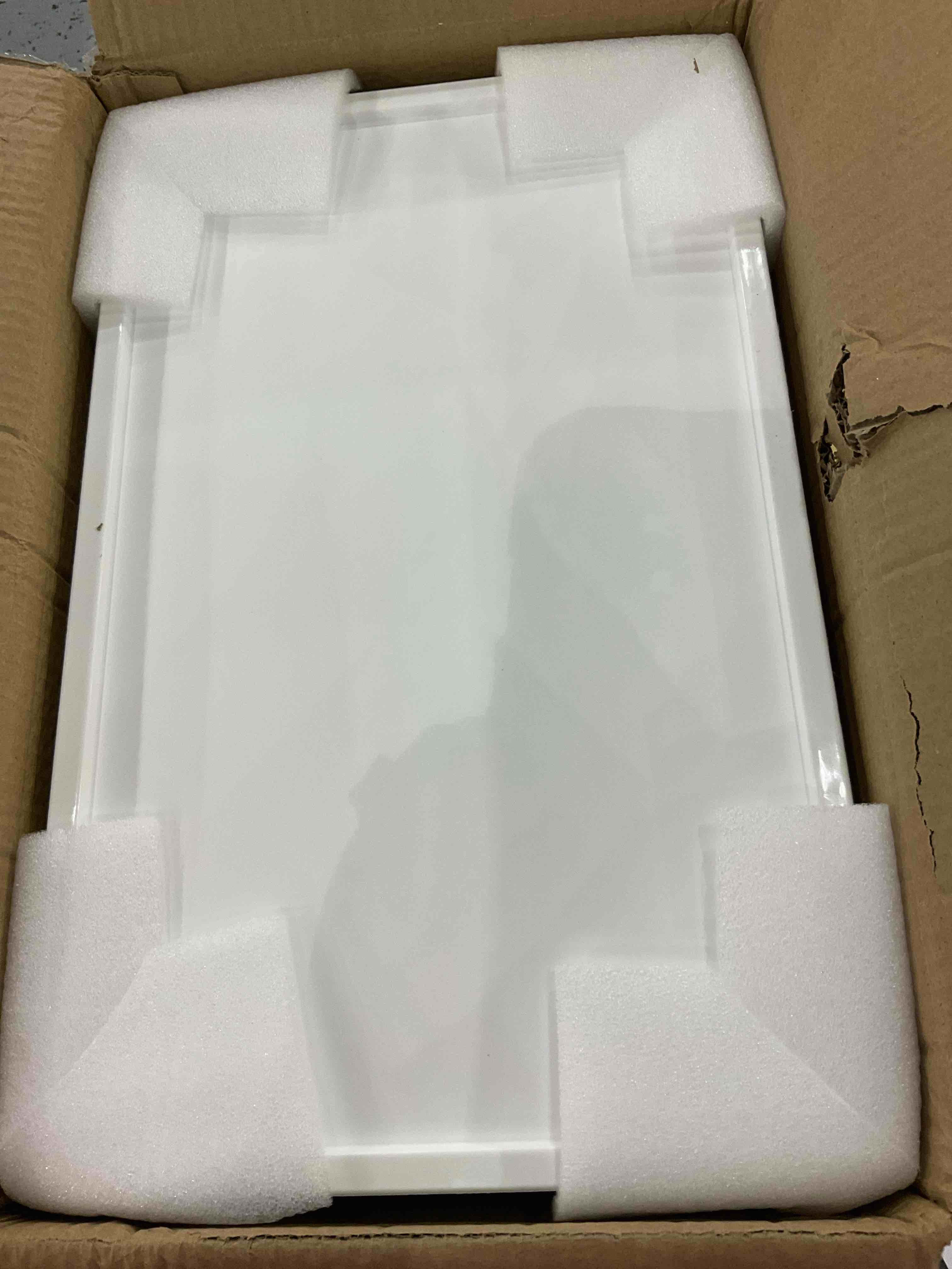https://s3.amazonaws.com/lotting-images-prod/BargainHunt/EXS01081914_1709650341134.jpeg