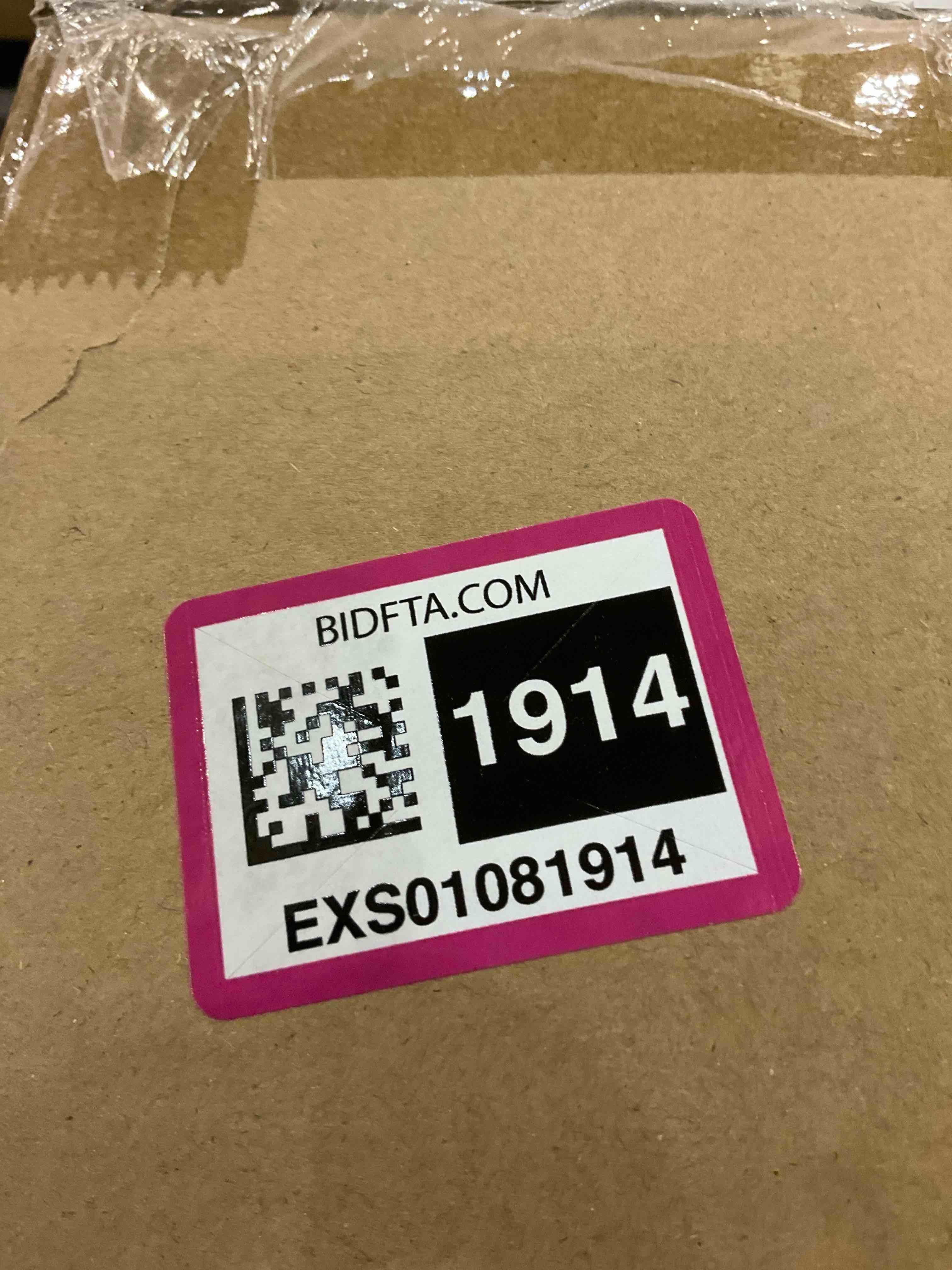 https://s3.amazonaws.com/lotting-images-prod/BargainHunt/EXS01081914_1709650372563.jpeg
