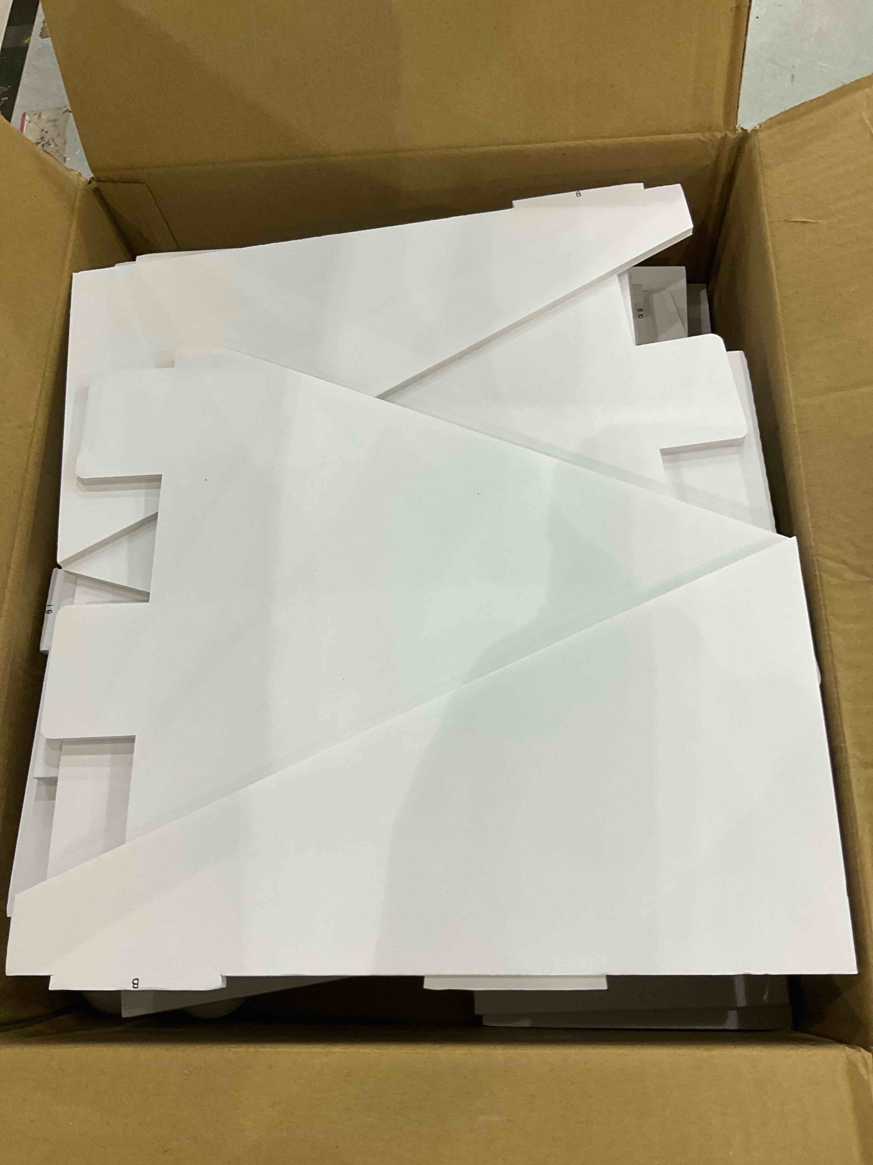 https://s3.amazonaws.com/lotting-images-prod/BargainHunt/EXS01081980_1709727699114.jpeg