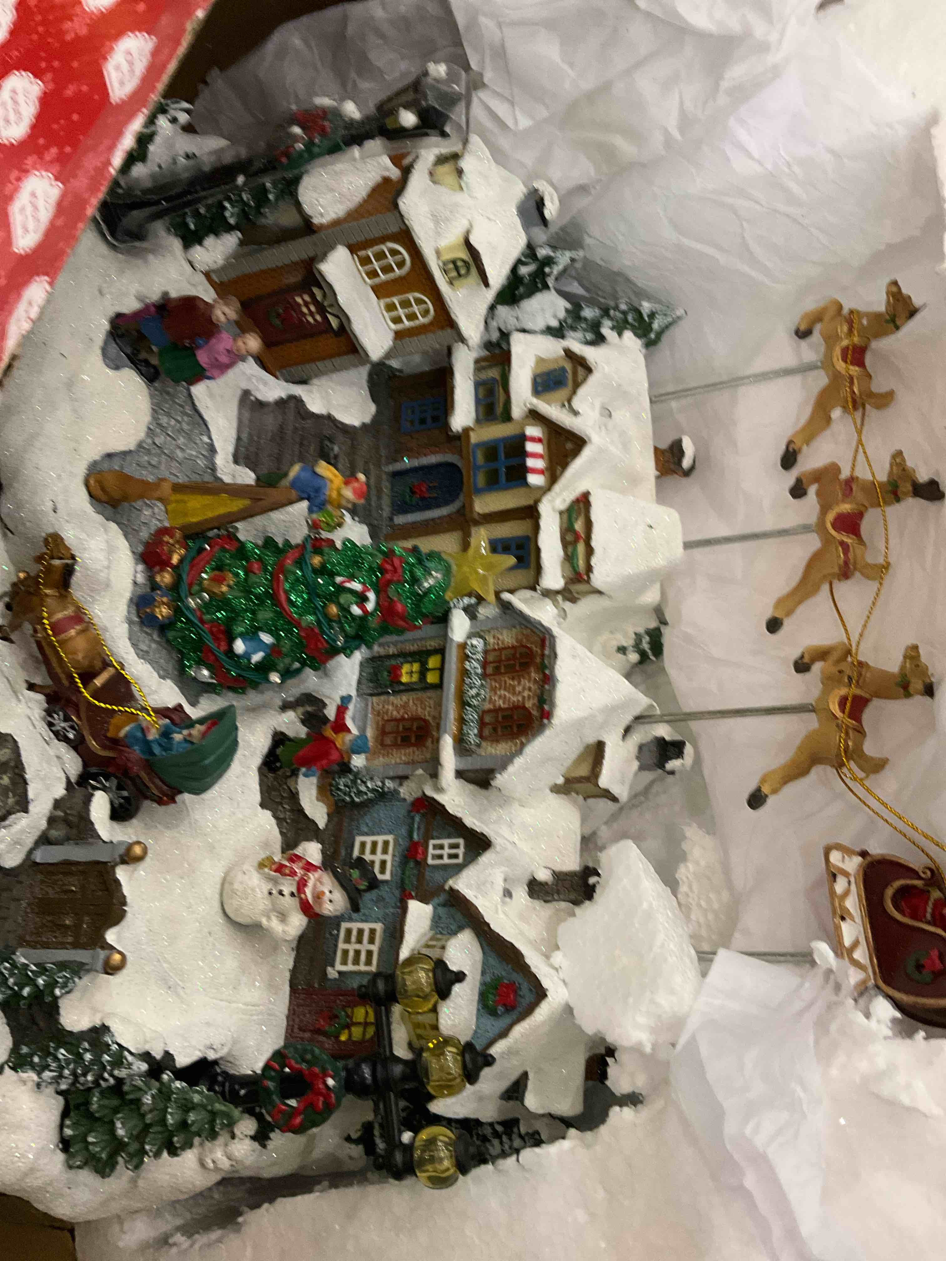 https://s3.amazonaws.com/lotting-images-prod/BargainHunt/EXS01082144_1708543597578.jpeg