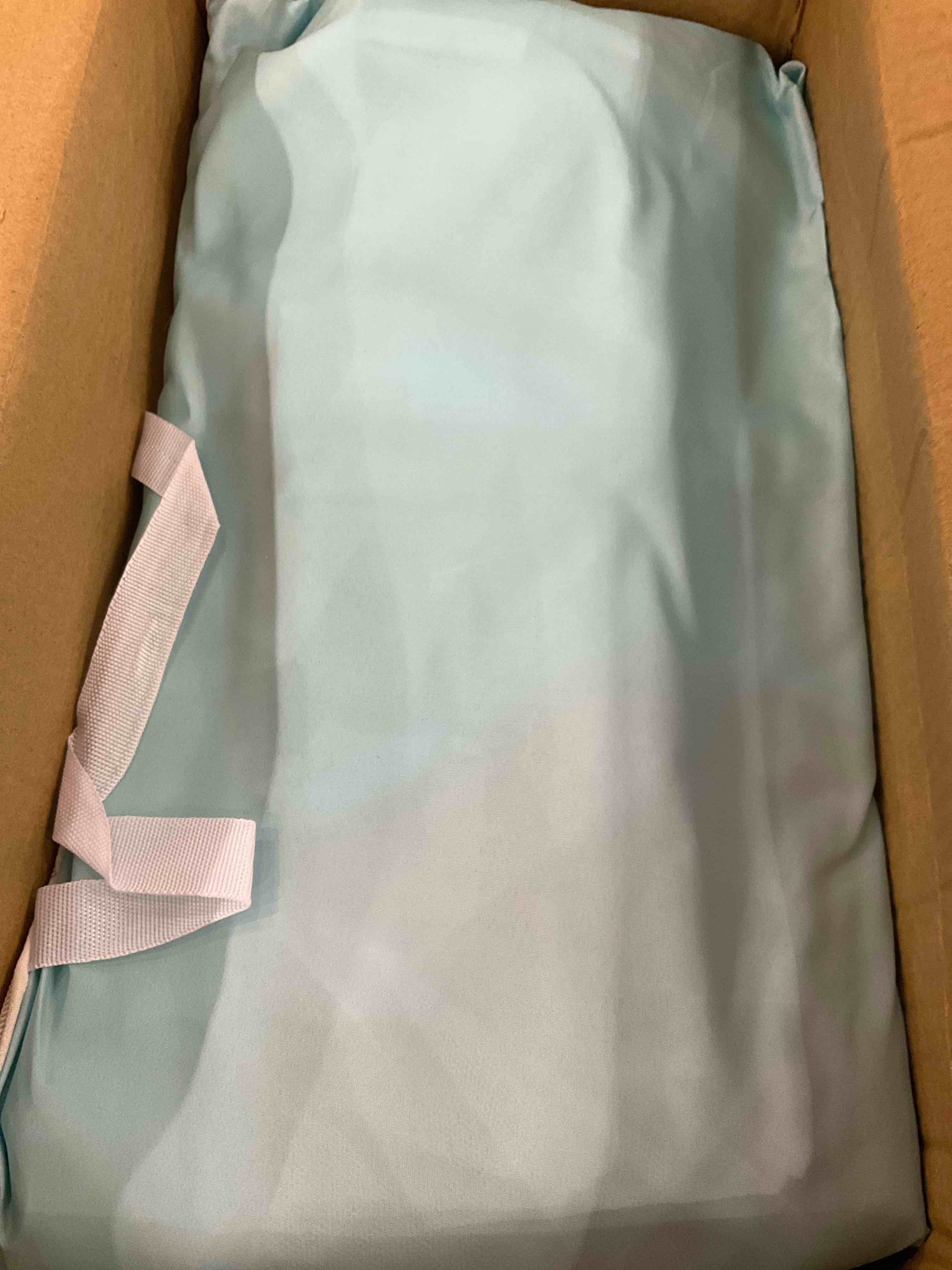 https://s3.amazonaws.com/lotting-images-prod/BargainHunt/EXS01082191_1708615758372.jpeg