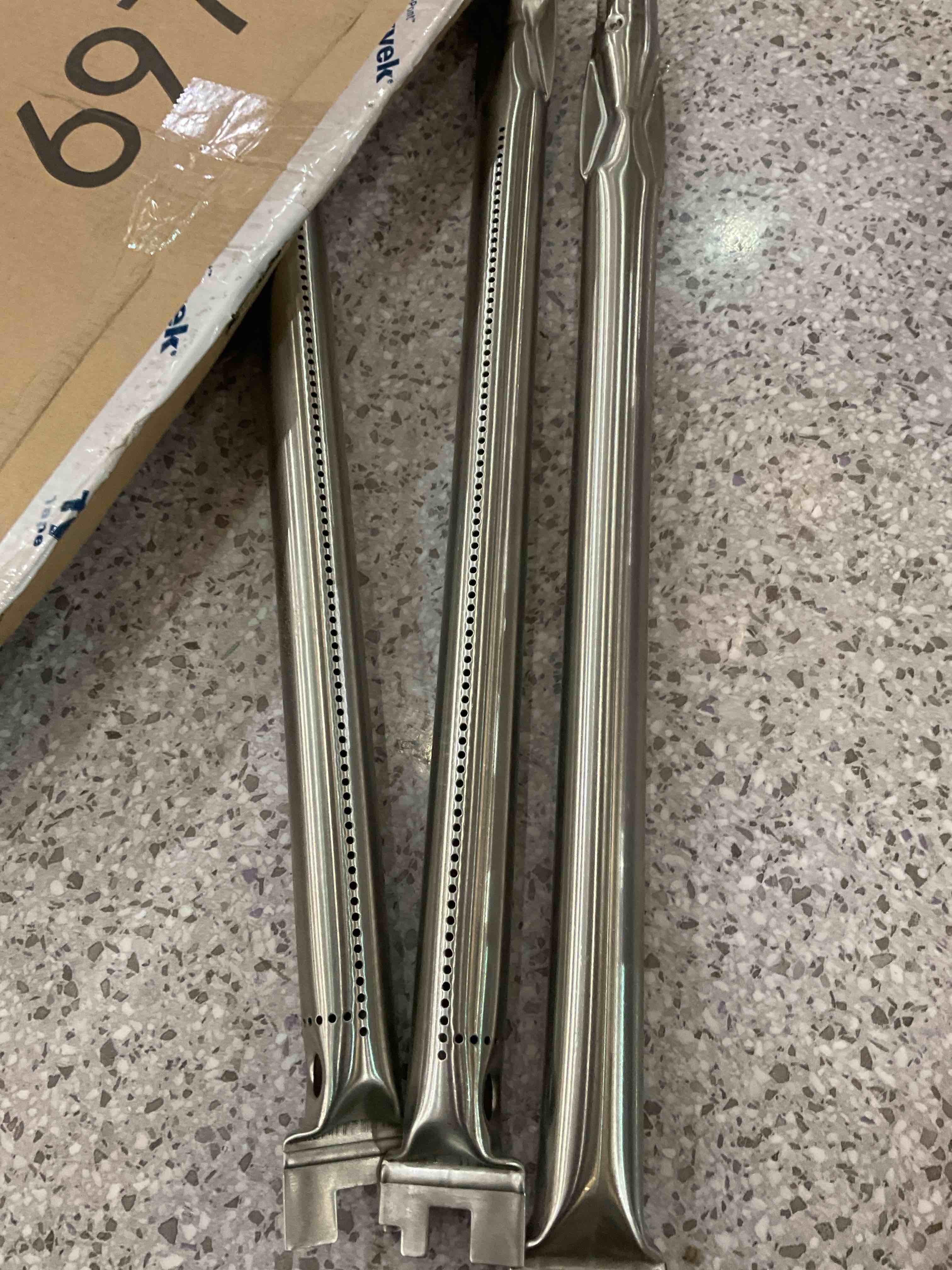 https://s3.amazonaws.com/lotting-images-prod/BargainHunt/EXS01082344_1708700821157.jpeg
