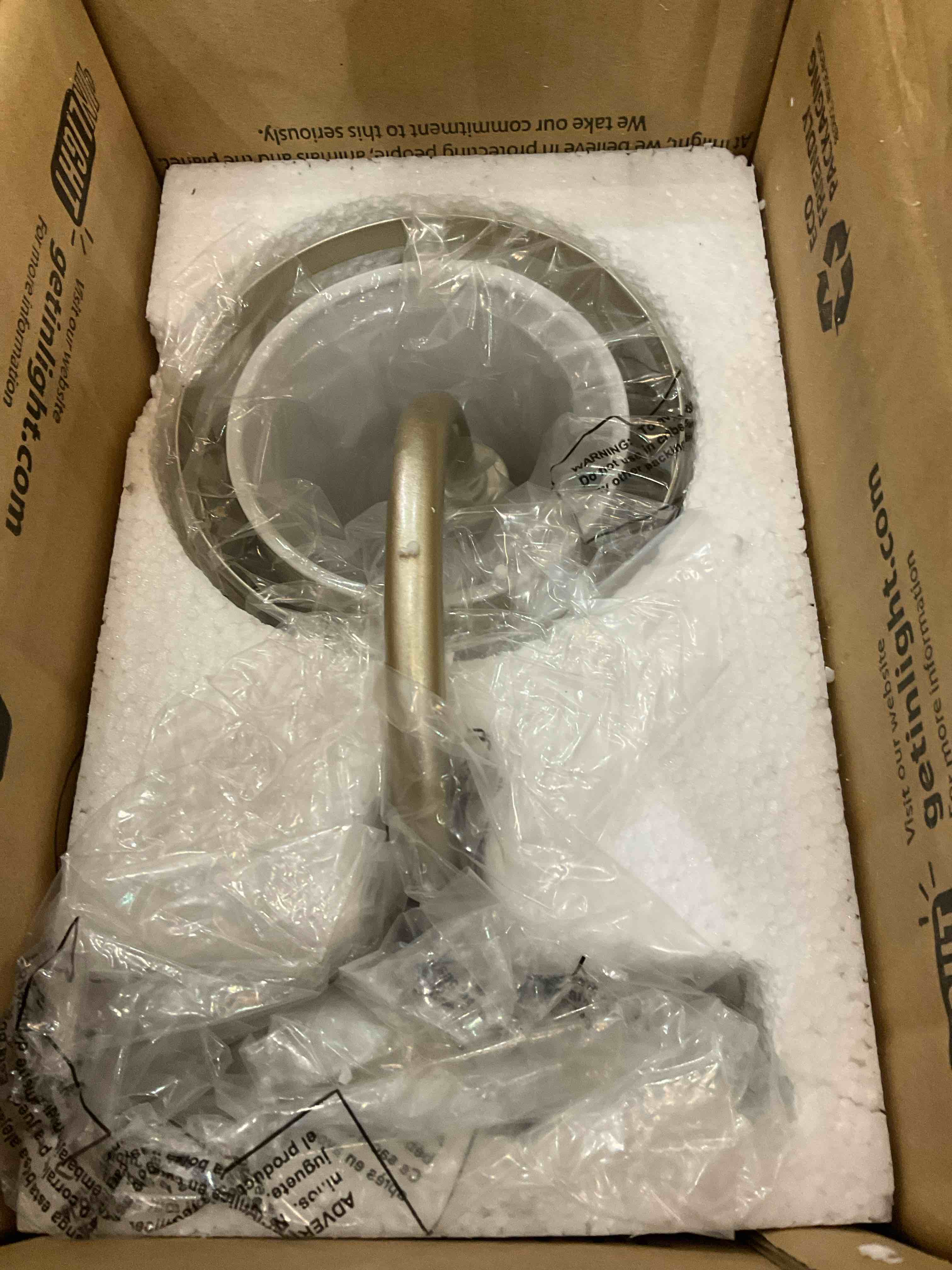 https://s3.amazonaws.com/lotting-images-prod/BargainHunt/EXS01082355_1708702355295.jpeg
