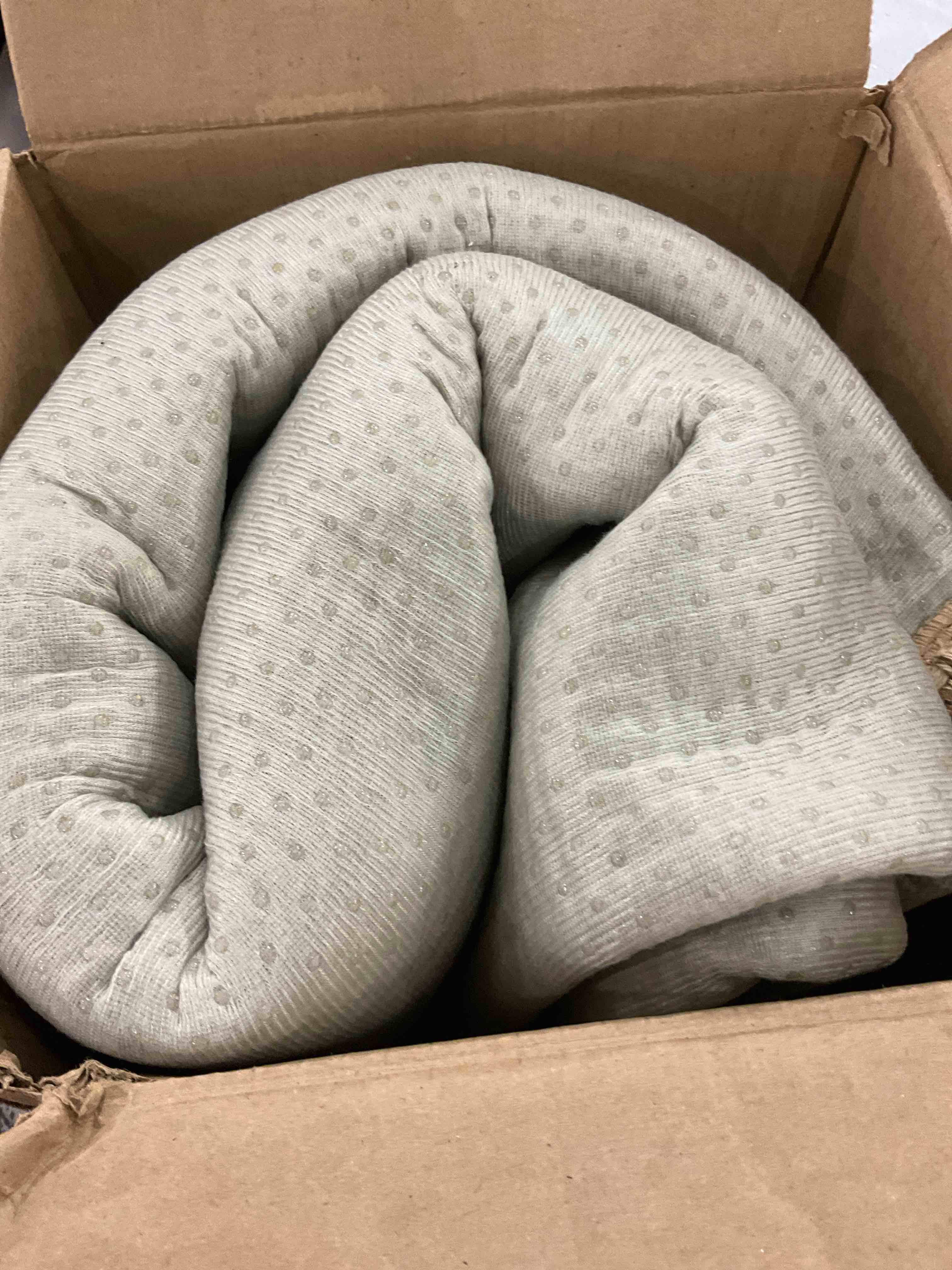 https://s3.amazonaws.com/lotting-images-prod/BargainHunt/EXS01083660_1709829091263.jpeg
