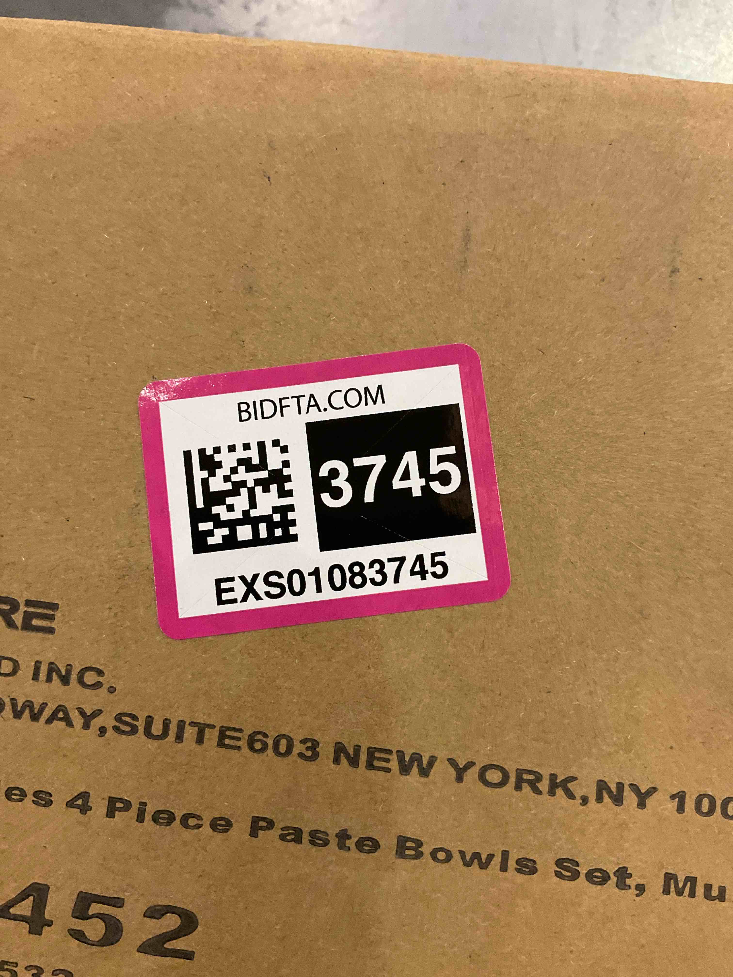 https://s3.amazonaws.com/lotting-images-prod/BargainHunt/EXS01083745_1709911501132.jpeg