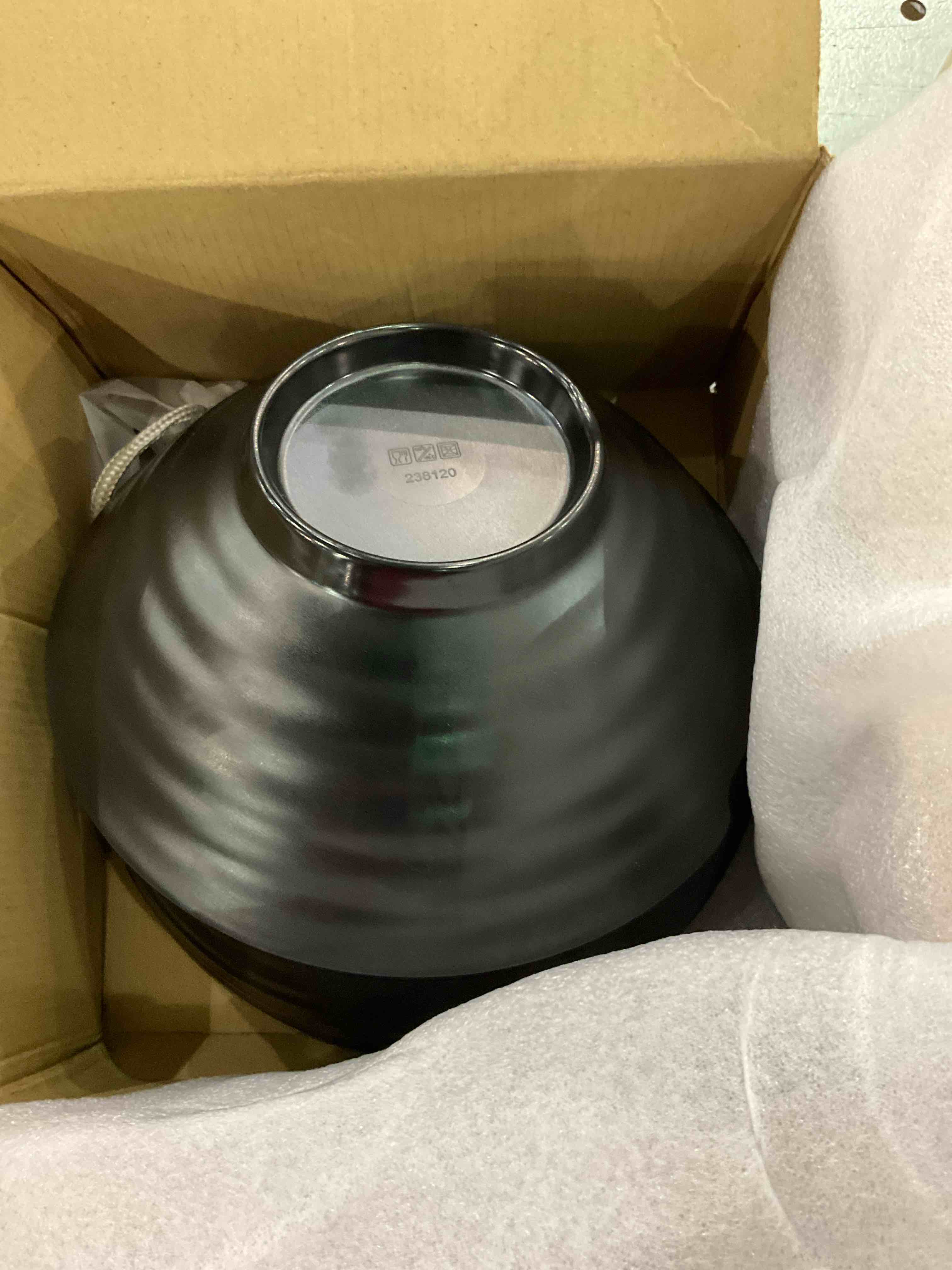 https://s3.amazonaws.com/lotting-images-prod/BargainHunt/EXS01083757_1709913378184.jpeg