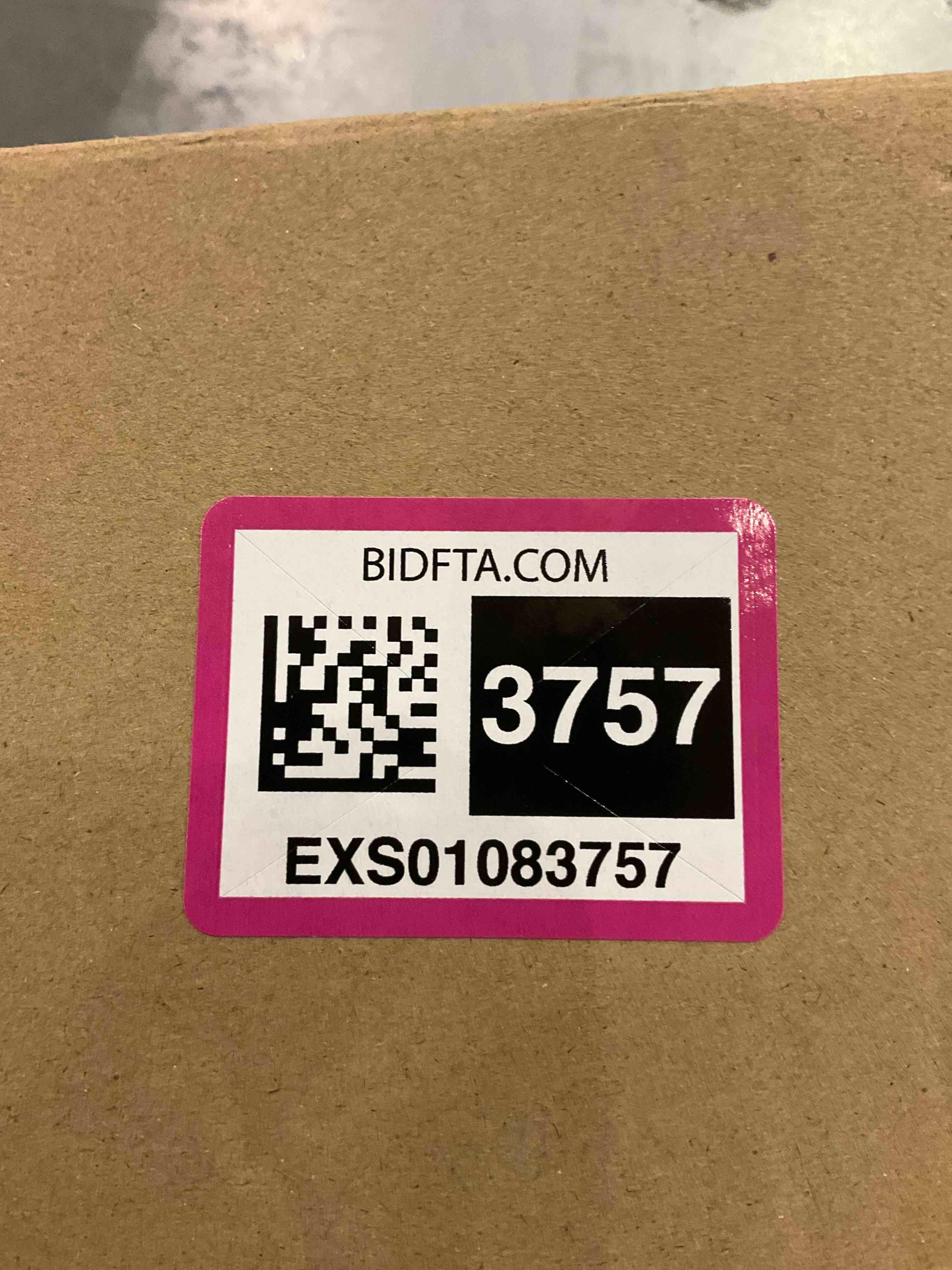 https://s3.amazonaws.com/lotting-images-prod/BargainHunt/EXS01083757_1709913404682.jpeg