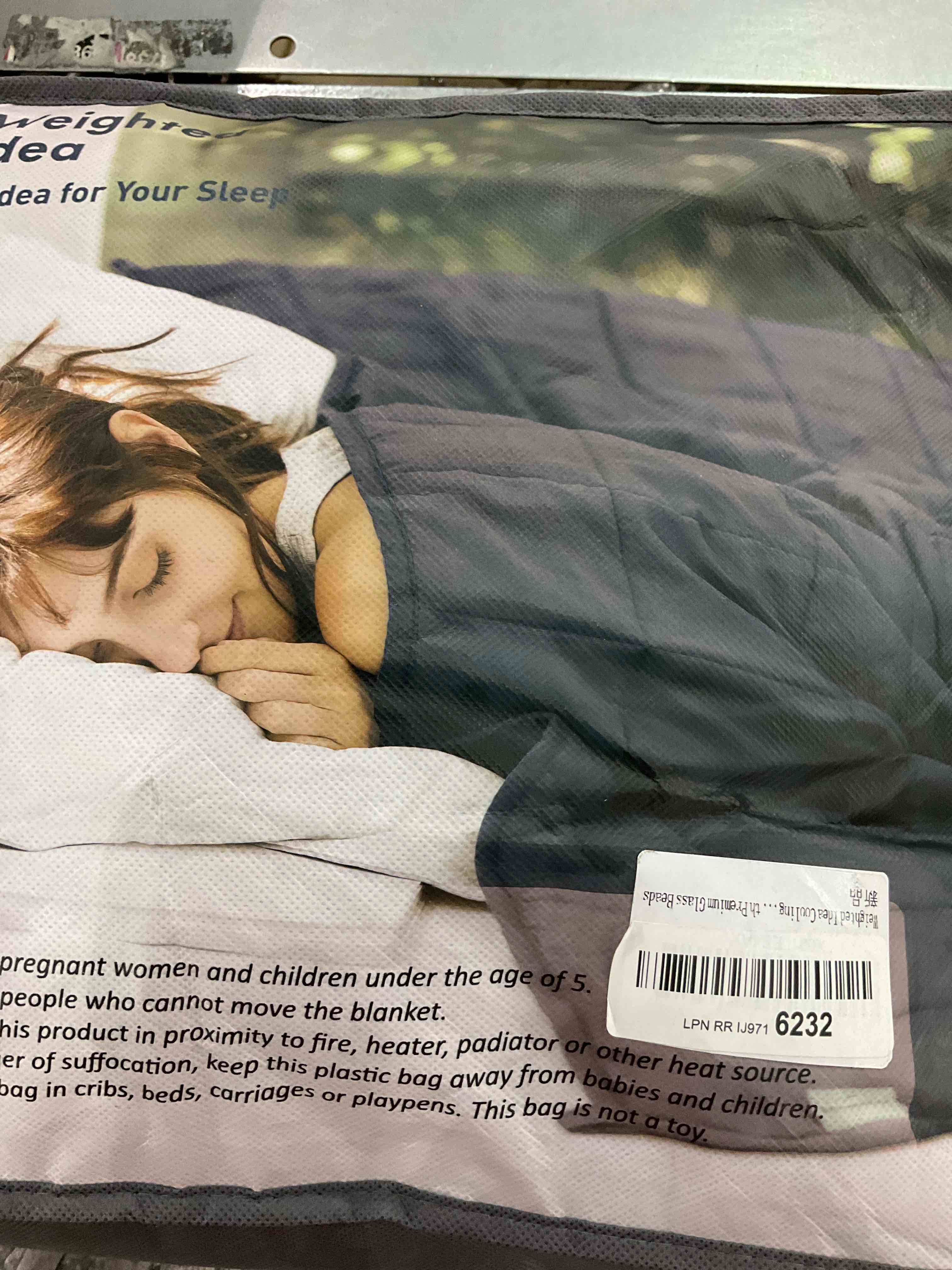 https://s3.amazonaws.com/lotting-images-prod/BargainHunt/EXS01083758_1709913489607.jpeg