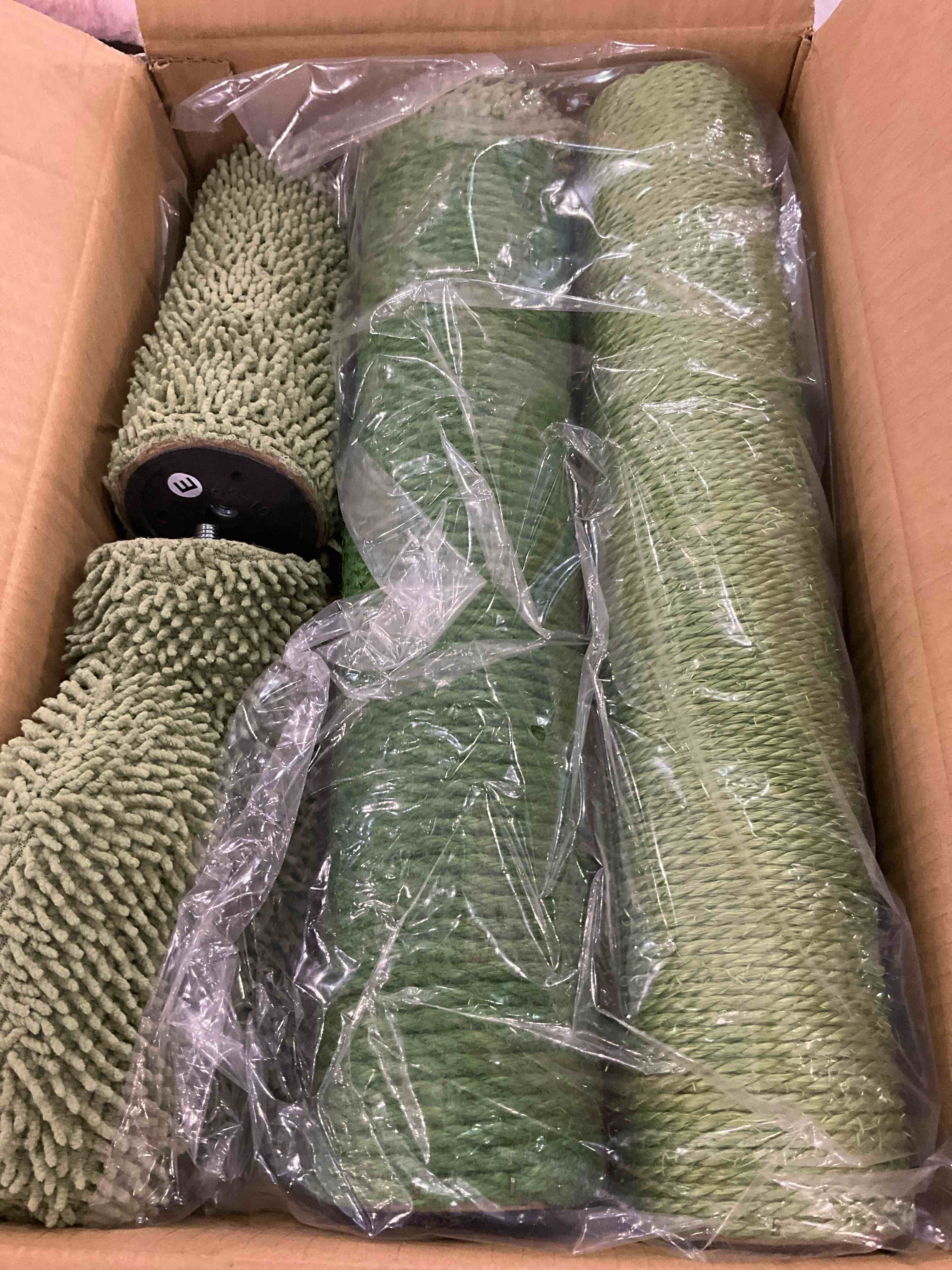 https://s3.amazonaws.com/lotting-images-prod/BargainHunt/EXS01083761_1709914578248.jpeg