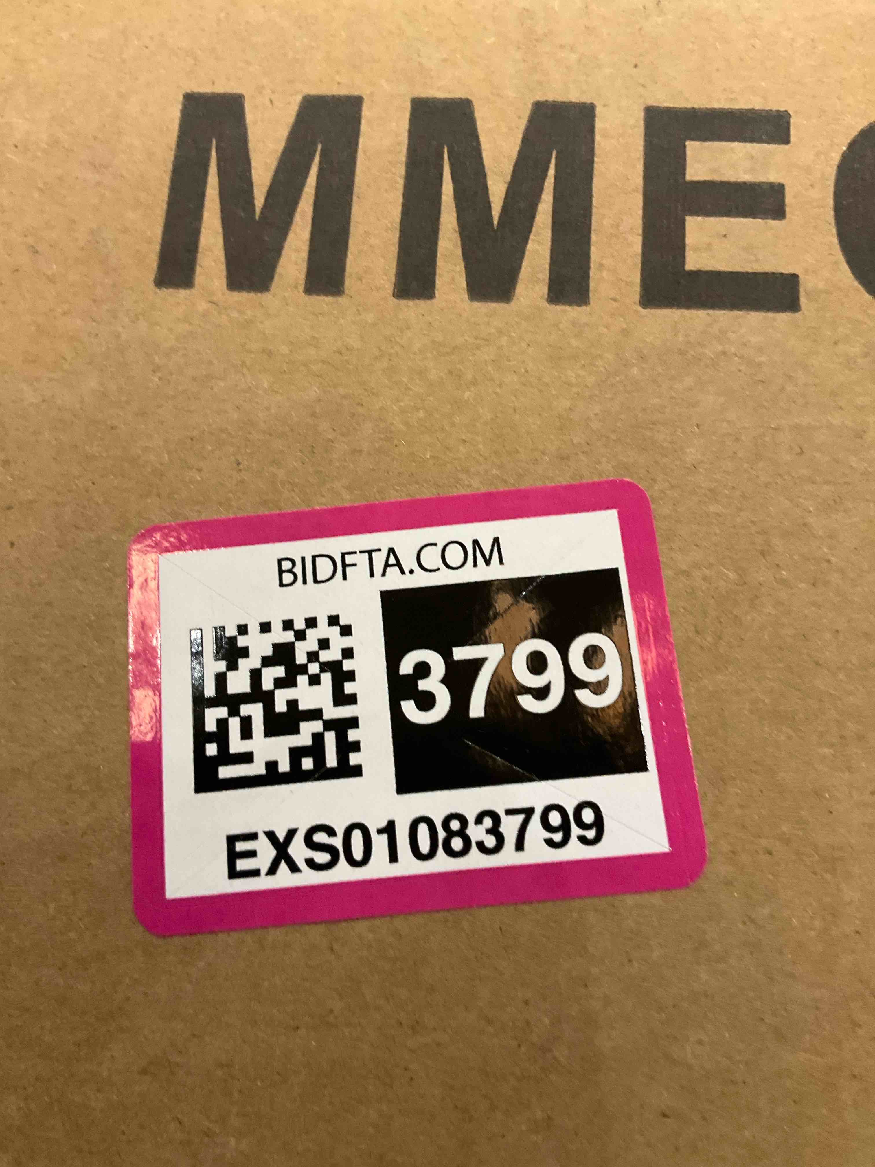 https://s3.amazonaws.com/lotting-images-prod/BargainHunt/EXS01083799_1709923711889.jpeg