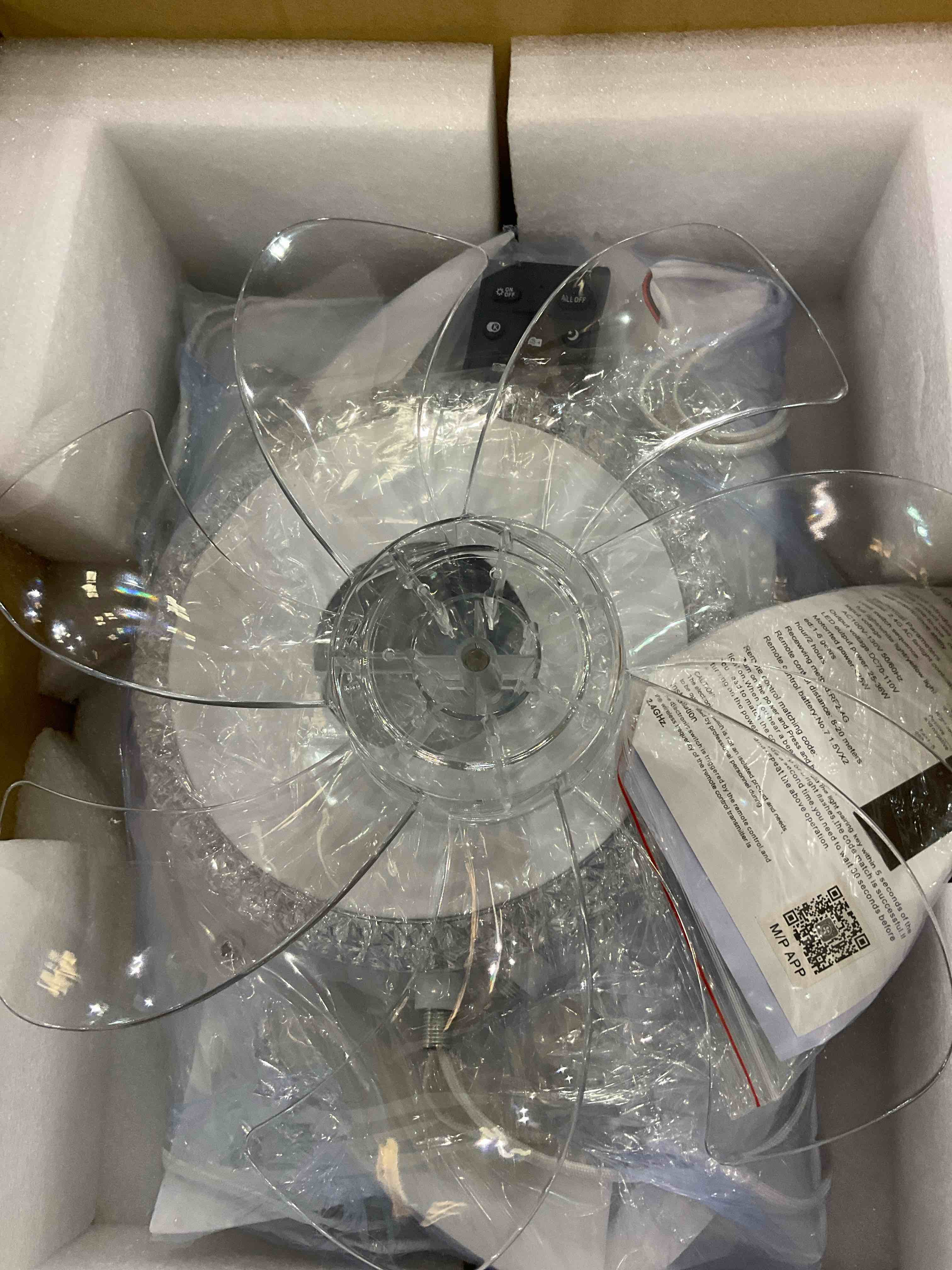 https://s3.amazonaws.com/lotting-images-prod/BargainHunt/EXS01083871_1710163972235.jpeg