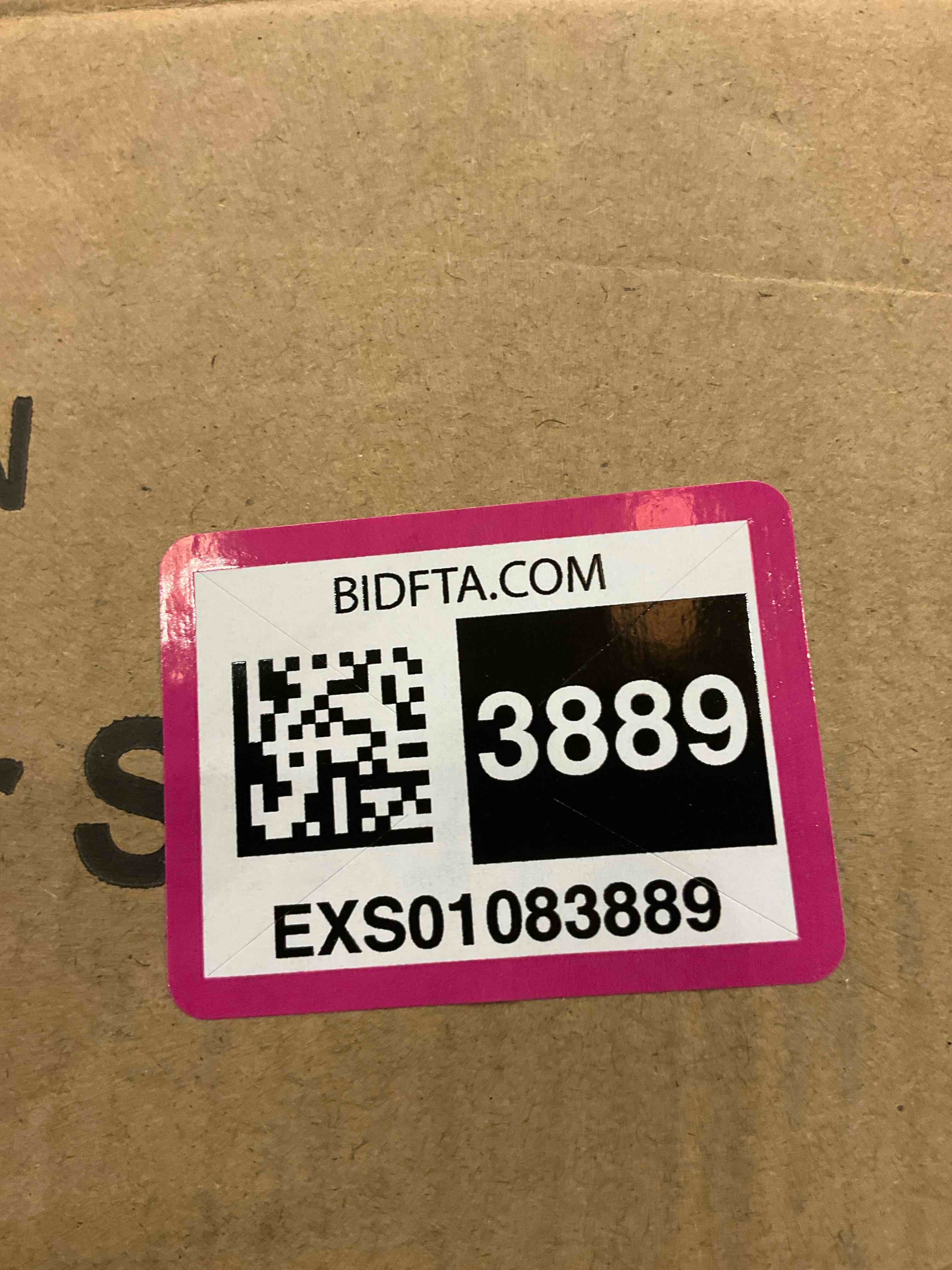 https://s3.amazonaws.com/lotting-images-prod/BargainHunt/EXS01083889_1710166219310.jpeg
