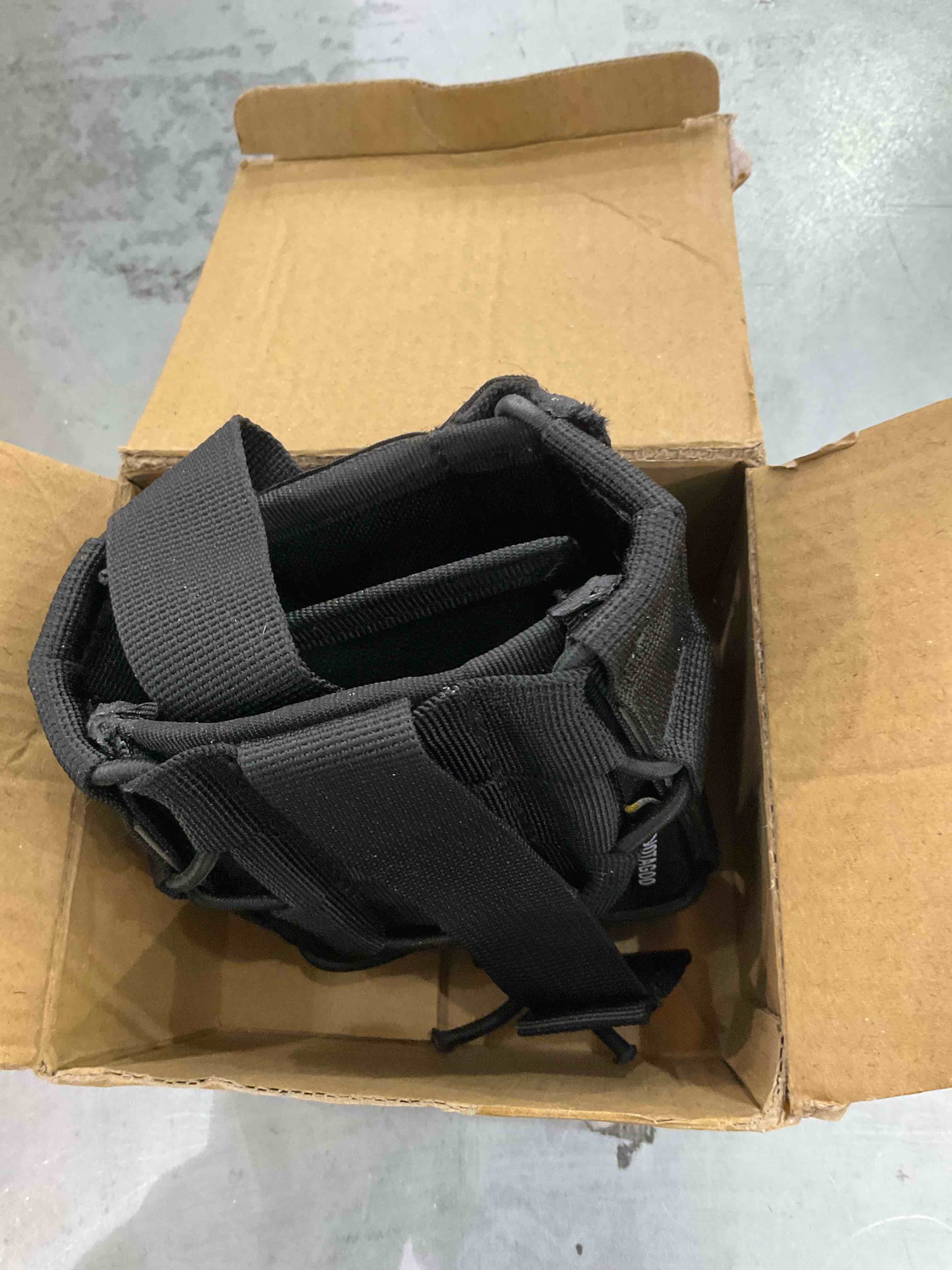 https://s3.amazonaws.com/lotting-images-prod/BargainHunt/EXS01083909_1710168378265.jpeg