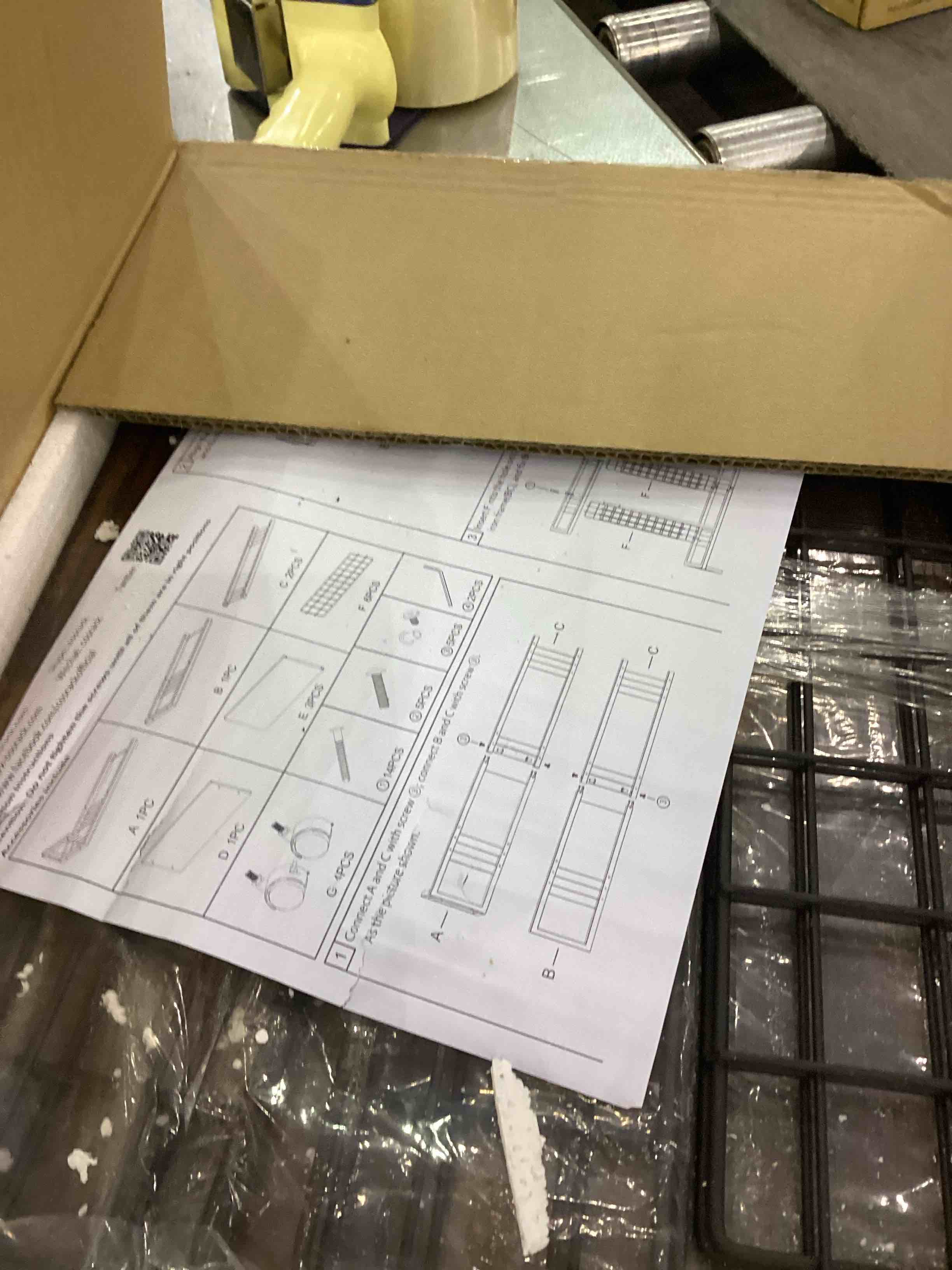 https://s3.amazonaws.com/lotting-images-prod/BargainHunt/EXS01084100_1709037474749.jpeg