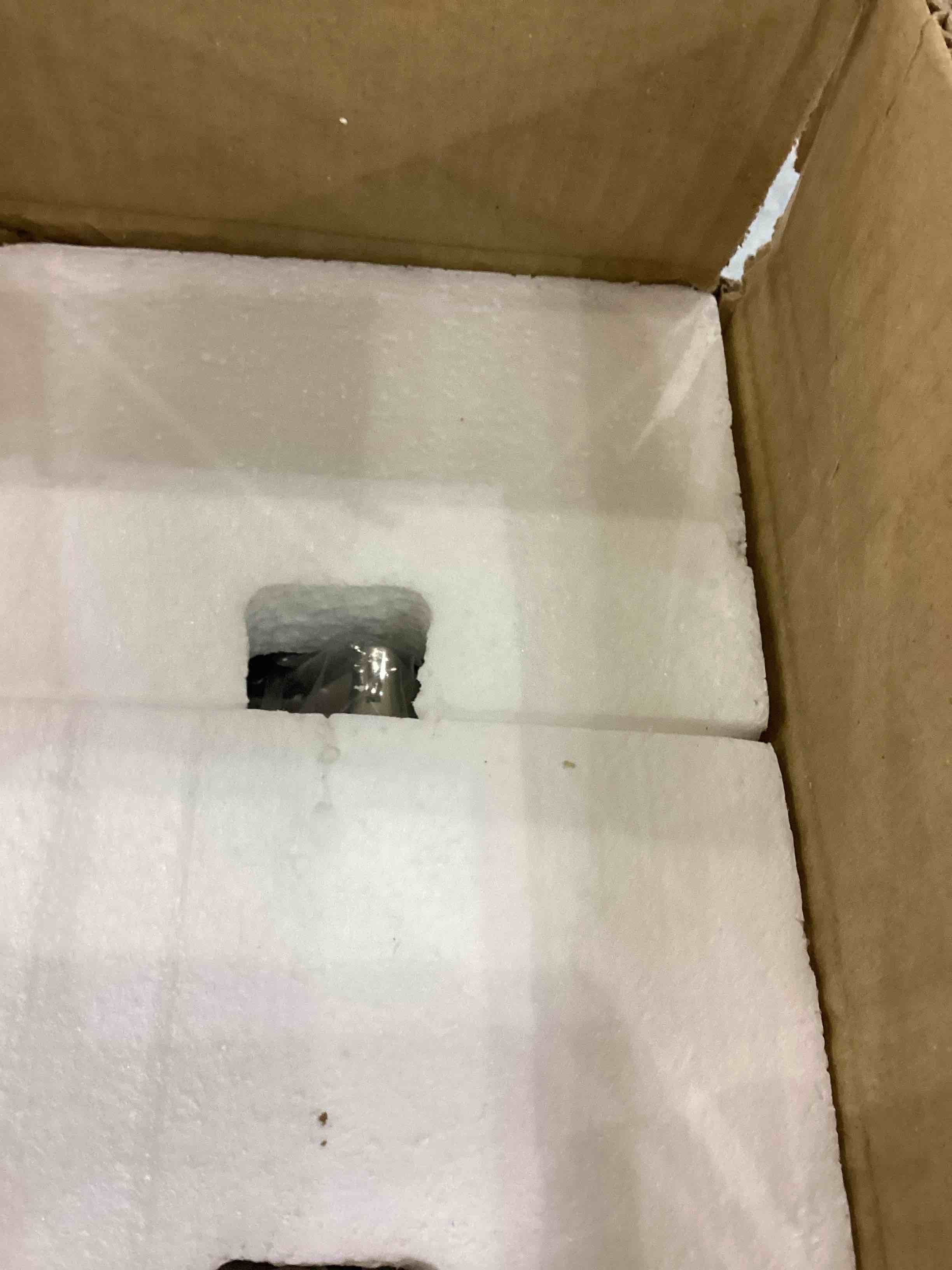 https://s3.amazonaws.com/lotting-images-prod/BargainHunt/EXS01084245_1709210434658.jpeg