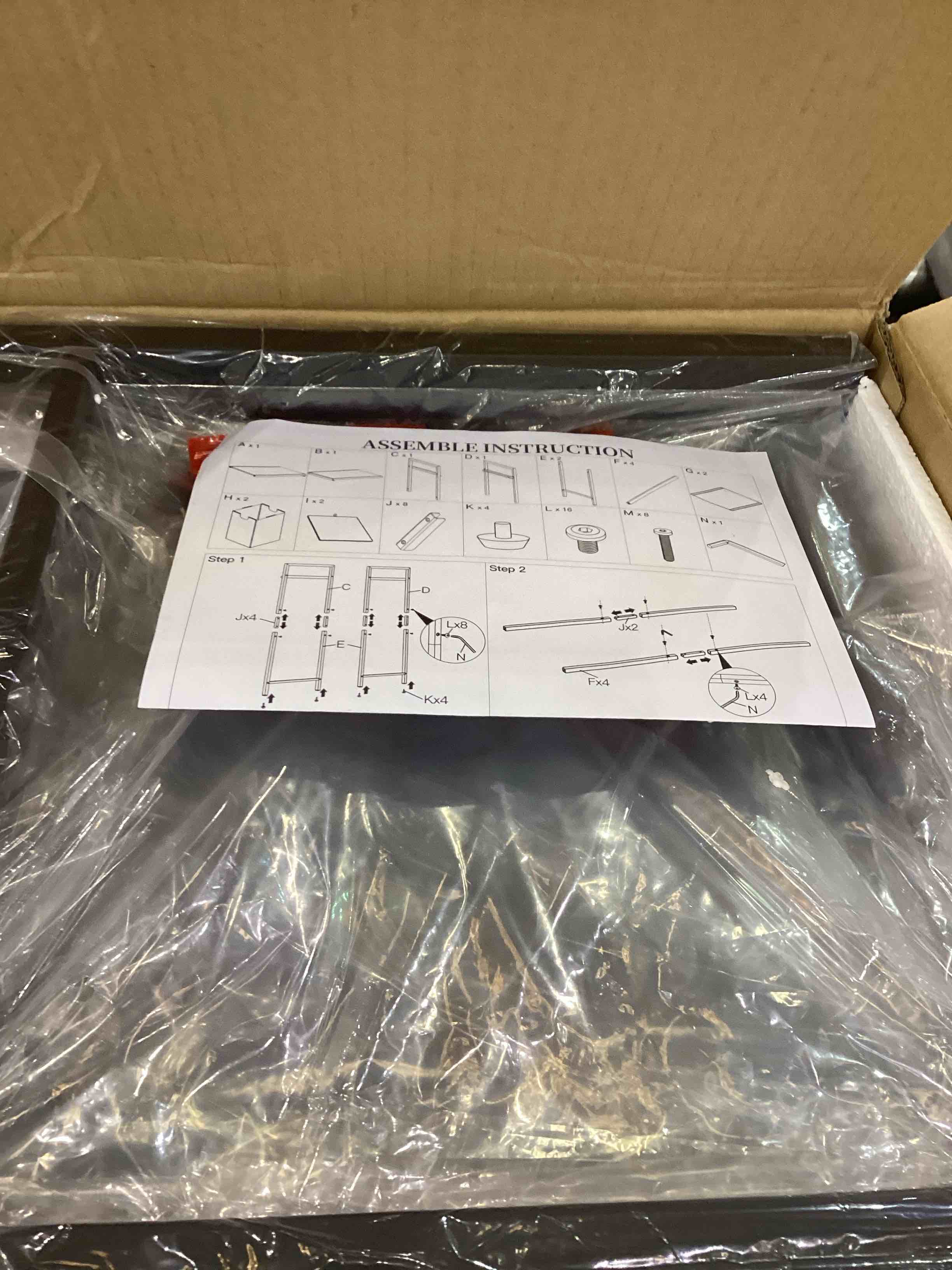 https://s3.amazonaws.com/lotting-images-prod/BargainHunt/EXS01084299_1709230295238.jpeg