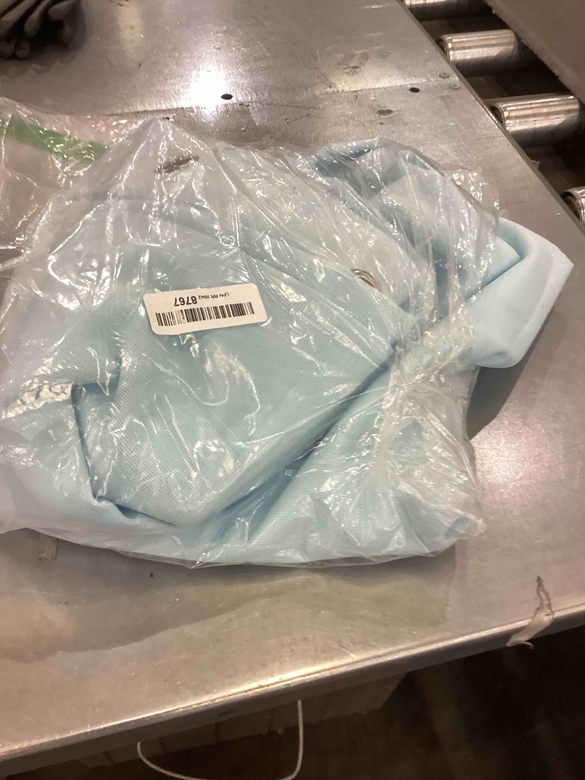 https://s3.amazonaws.com/lotting-images-prod/BargainHunt/EXS01084303_1709230835262.jpeg